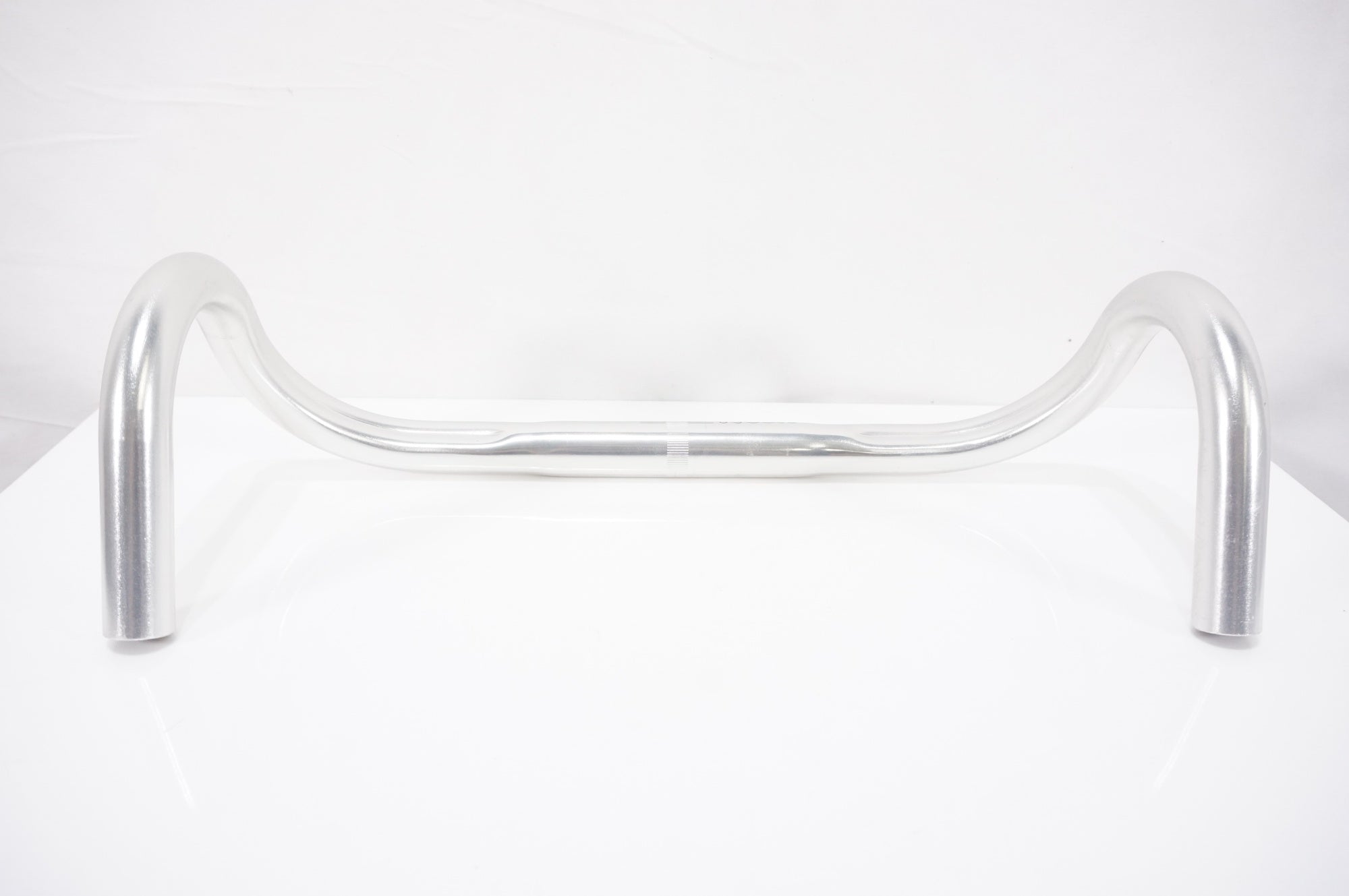NITTO 「ニットー」 MOD.104 φ26.0 390mm ハンドル / AKIBA店