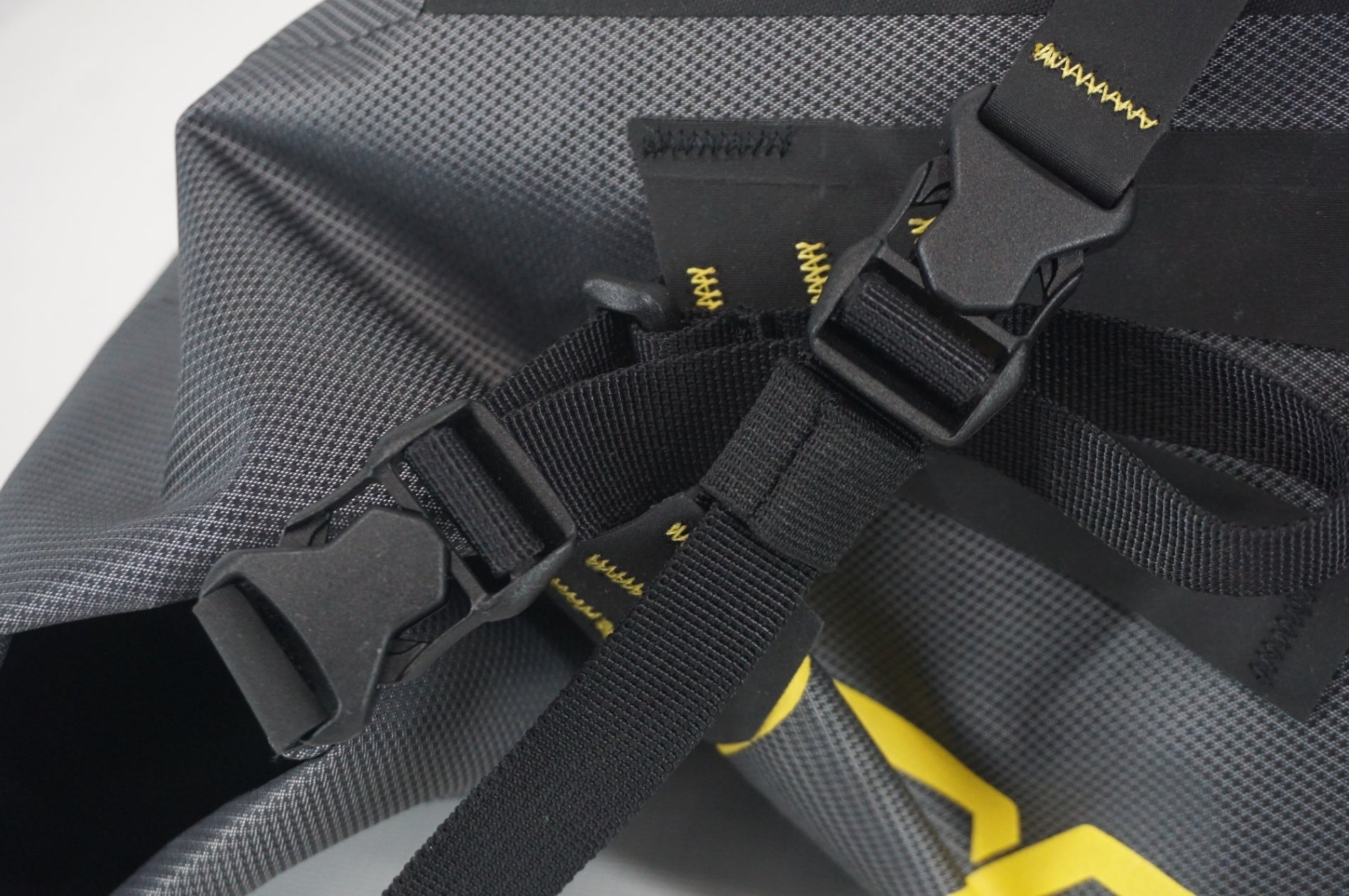APIDURA 「アピデュラ」 EXPEDITION SADDLE PACK サドルバッグ / 阪急塚口店