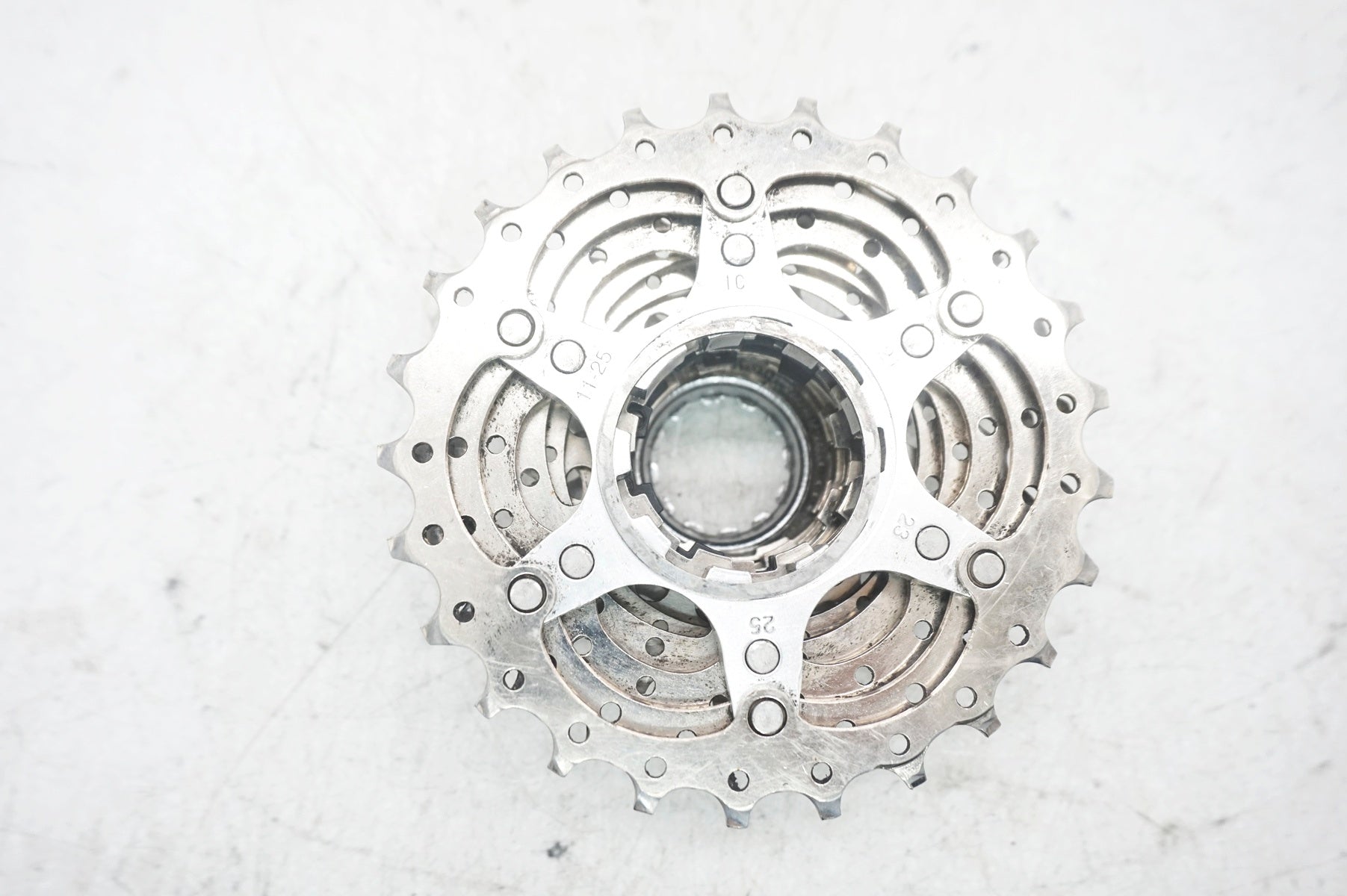 SHIMANO 「シマノ」 105 CS-5700 11-25T スプロケット / 大阪門真店