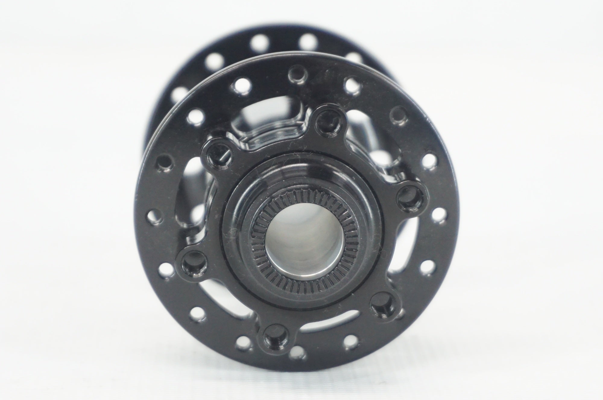 KUWAHARA 「クワハラ」 DIAVOLO V2 BOOST フロントハブ / 阪急塚口店