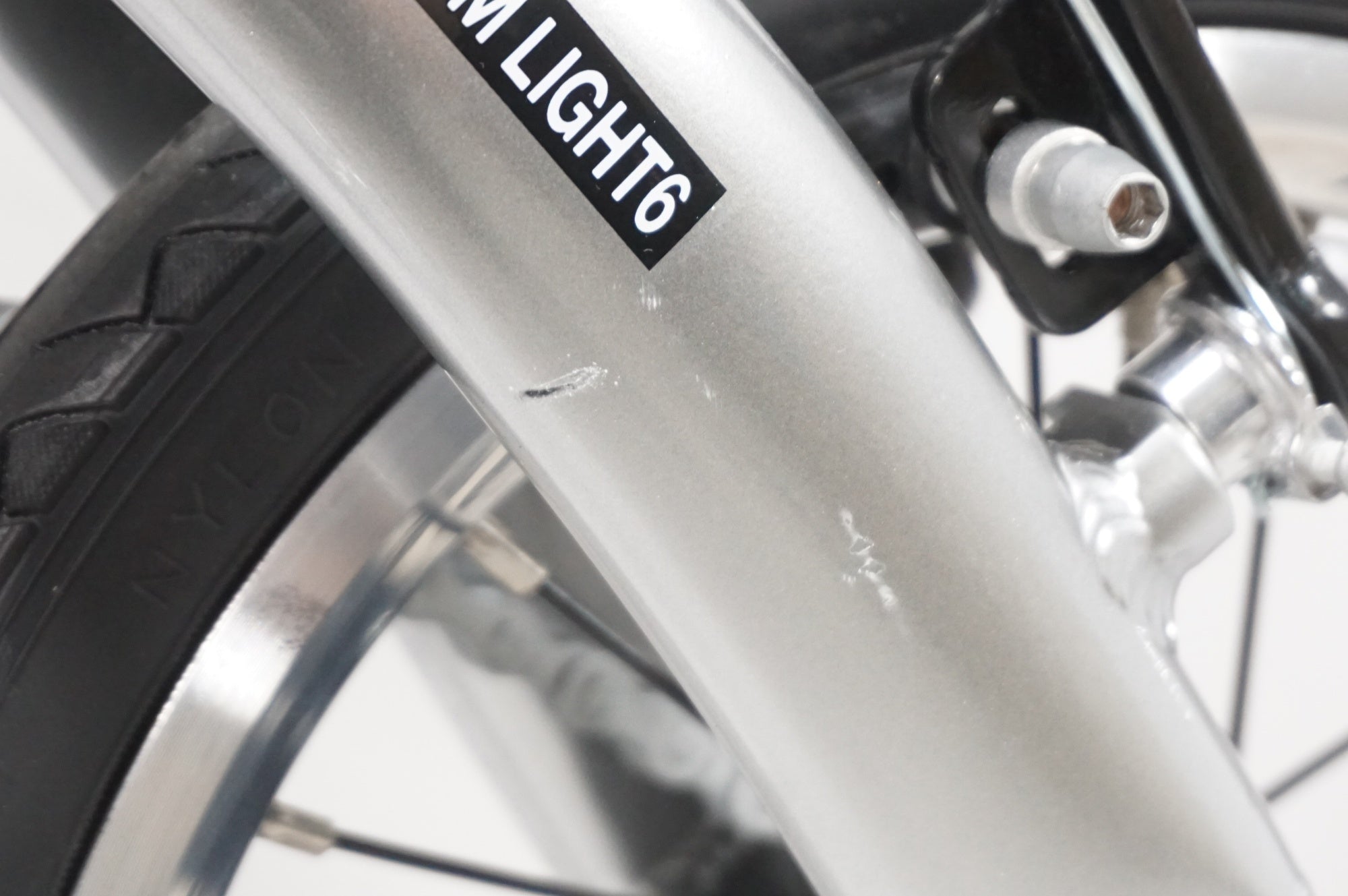 RENAULT 「ルノー」 PLATINUM LIGHT6 2024年モデル 14インチ 折り畳み自転車 / AKIBA店