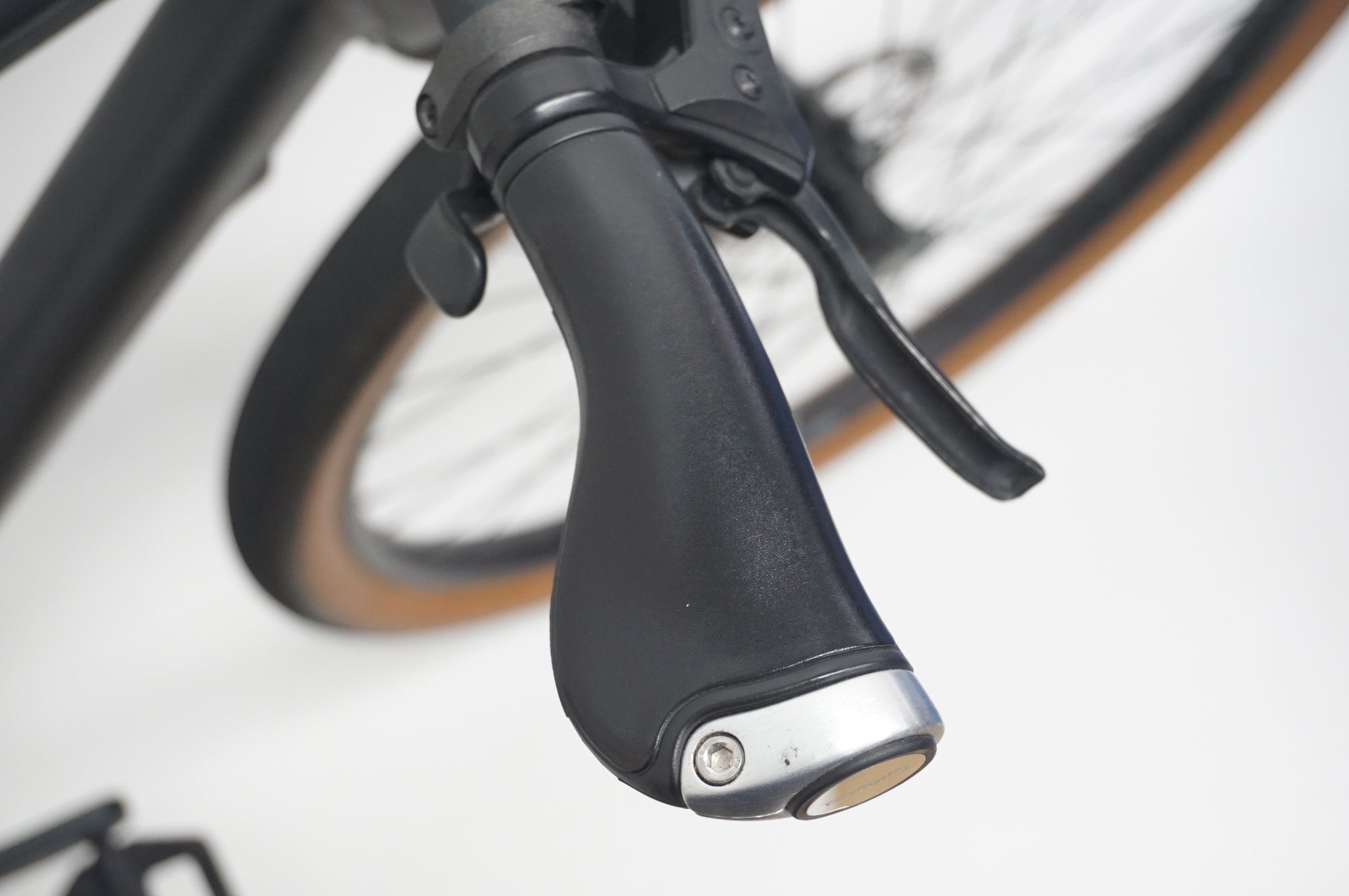 CANNONDALE 「キャノンデール」 BADBOY3 2022年頃 クロスバイクカスタム / 福岡店