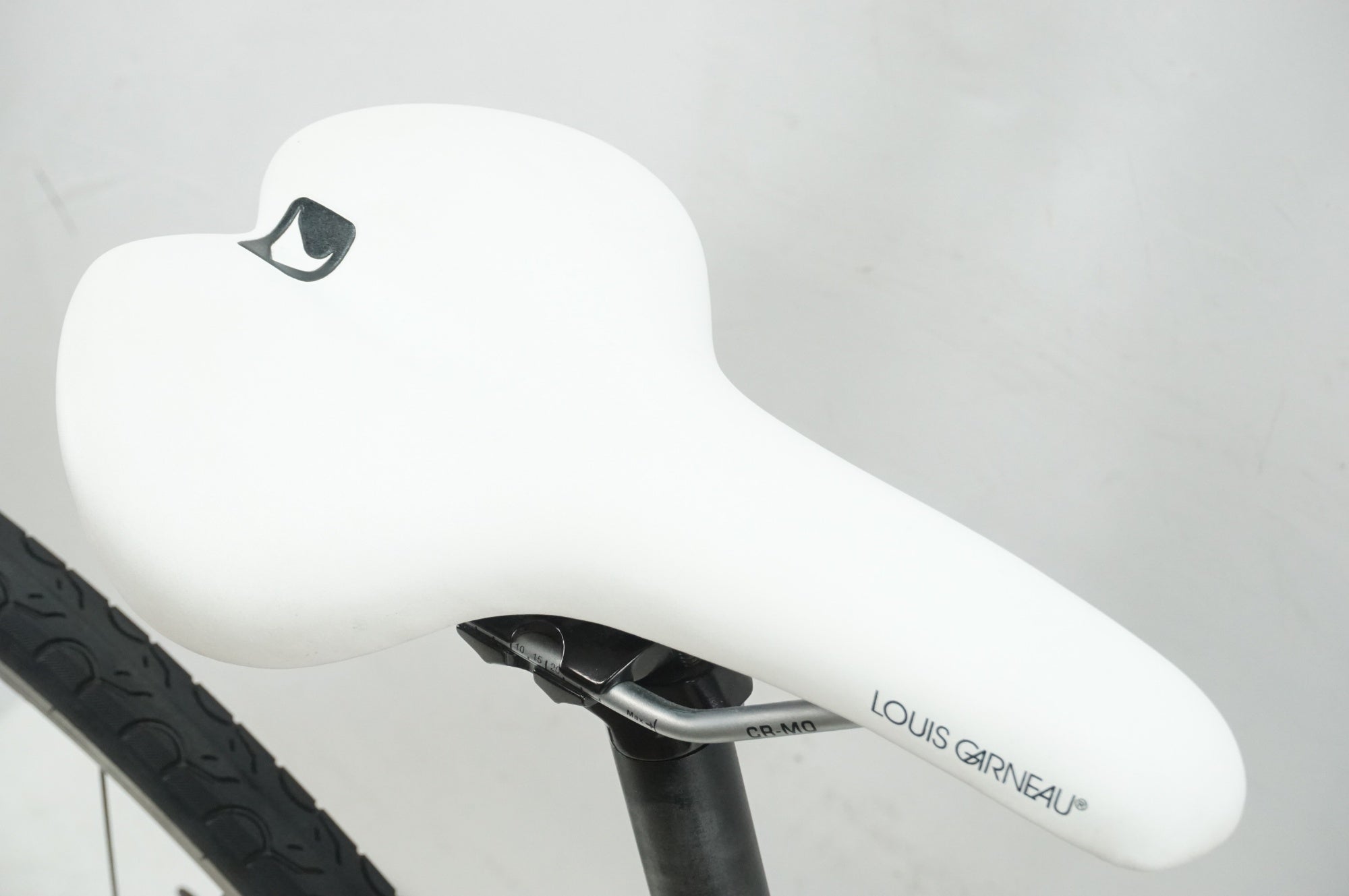 LOUIS GARNEAU 「ルイガノ」 SETTER8.0 2023年モデル クロスバイク / 大宮店
