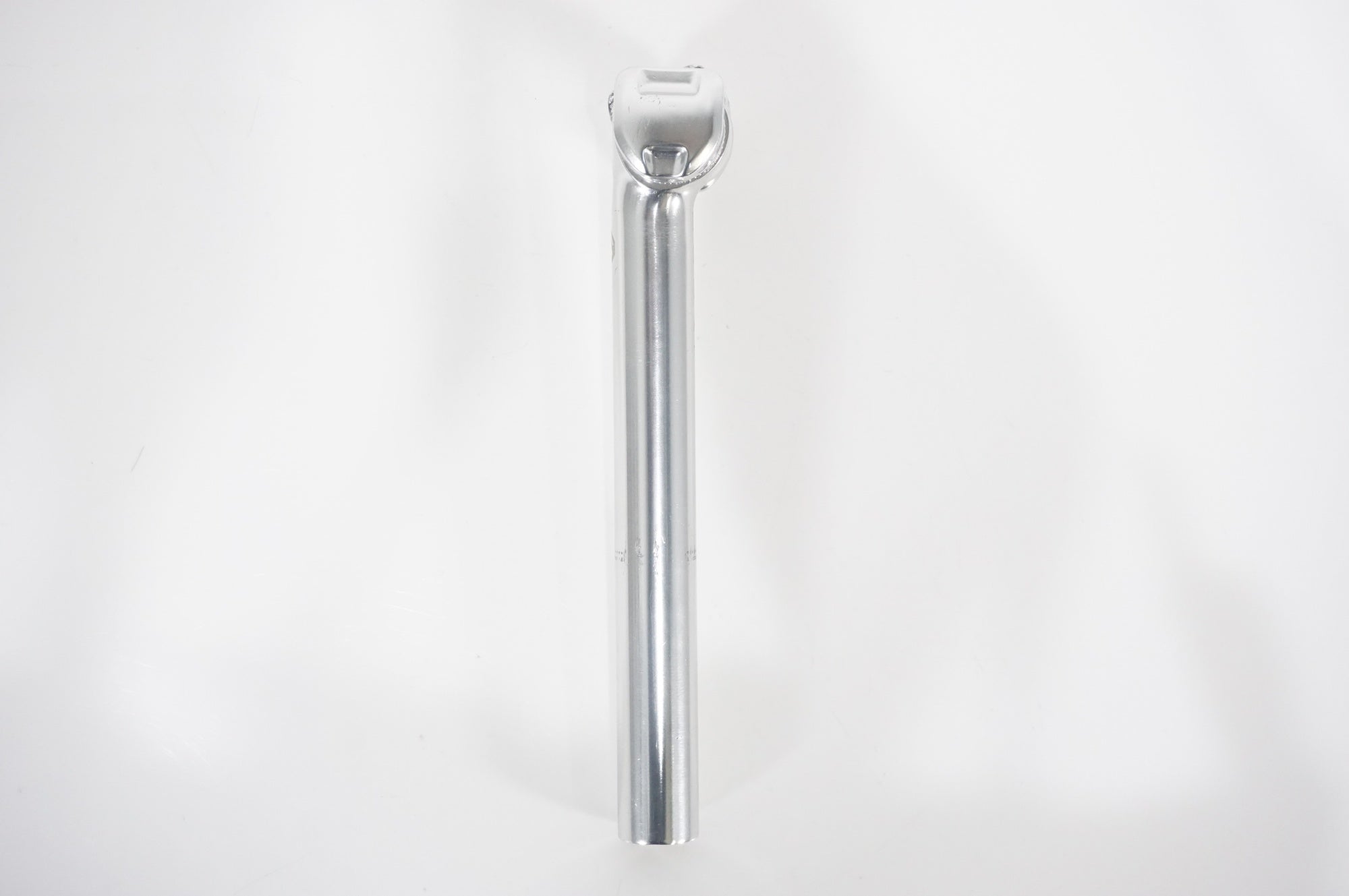 ECLAT 「エクラー」 EXILE RAIL φ25.4 200mm シートポスト / AKIBA店