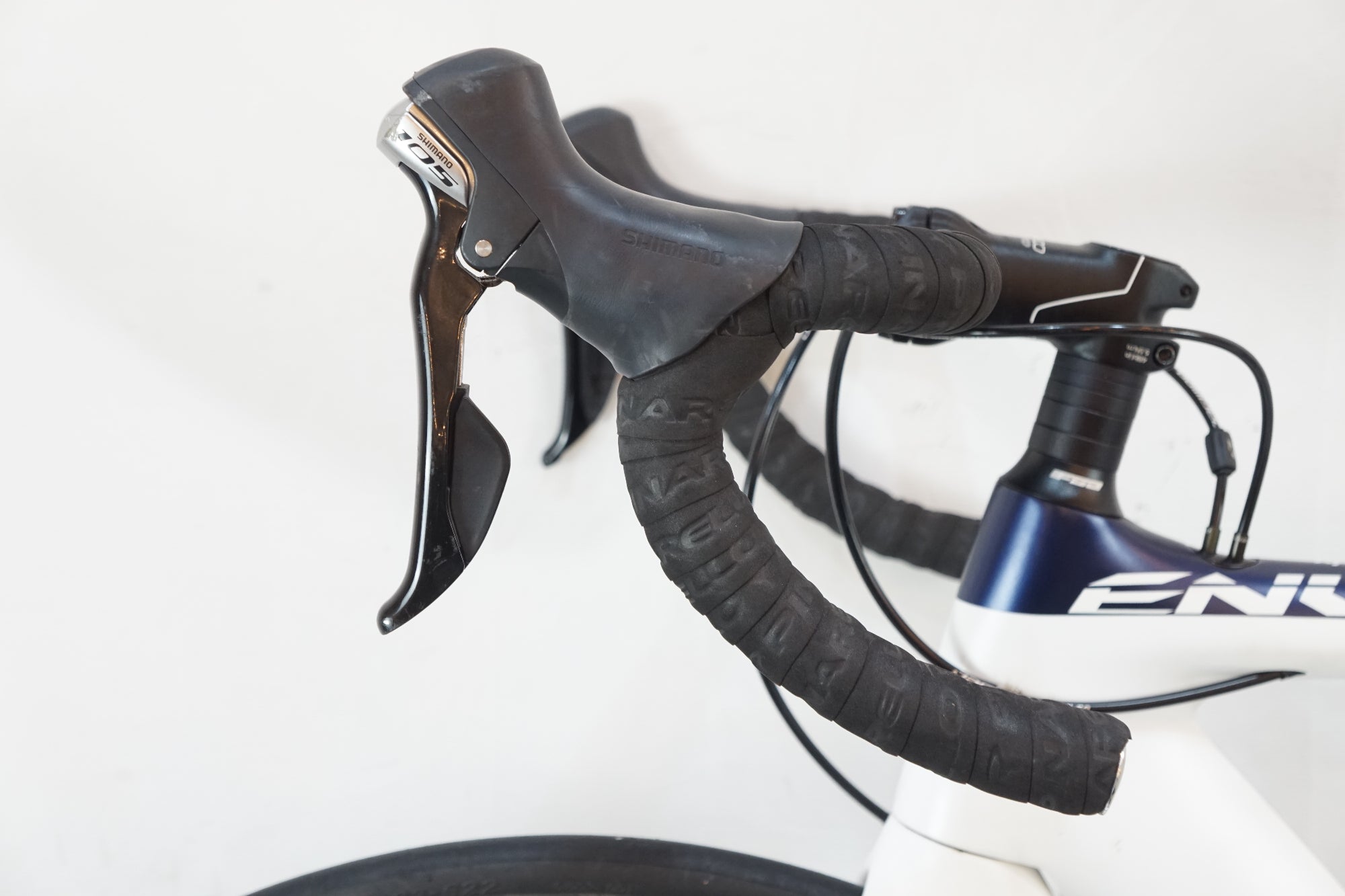 GIANT 「ジャイアント」 LIV ENVIE ADVANCED 2 2017年モデル ロードバイク / バイチャリ浦和ベース