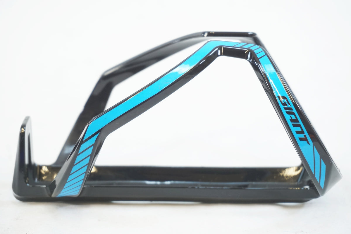 GIANT 「ジャイアント」 ボトルケージ / 有明ガーデン店