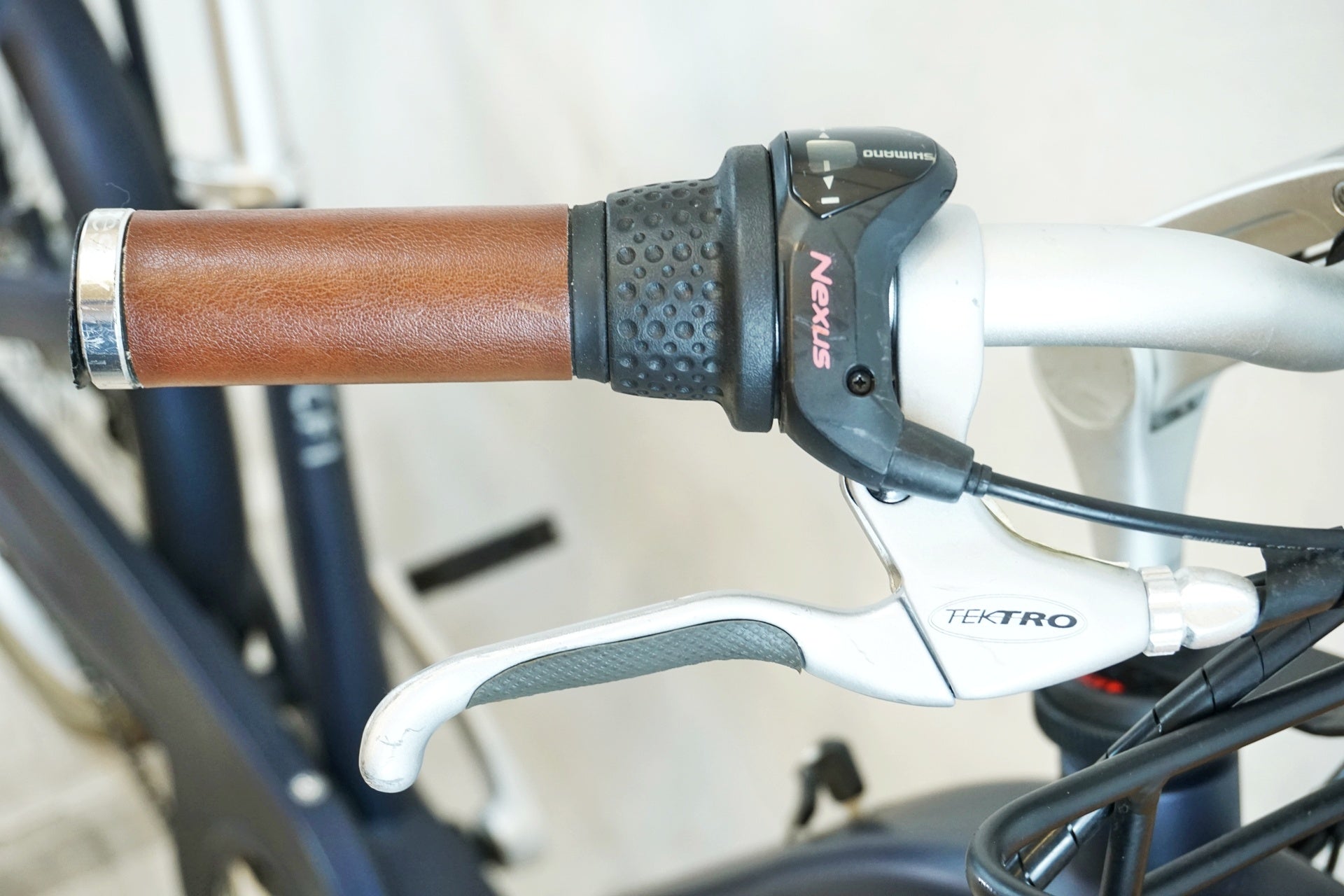 BESV 「ベスビー」 CF1 LENA 2019年モデル 電動アシスト自転車 / 有明ガーデン店