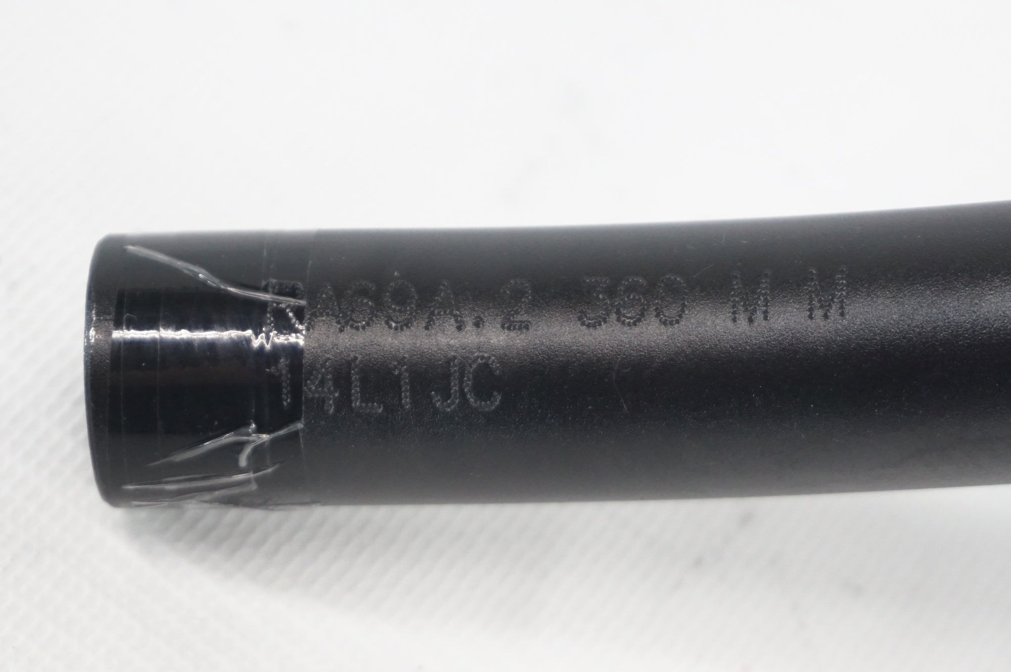 GIANT 「ジャイアント」 CONTACT Φ31.8 360mm ハンドル / 阪急塚口店