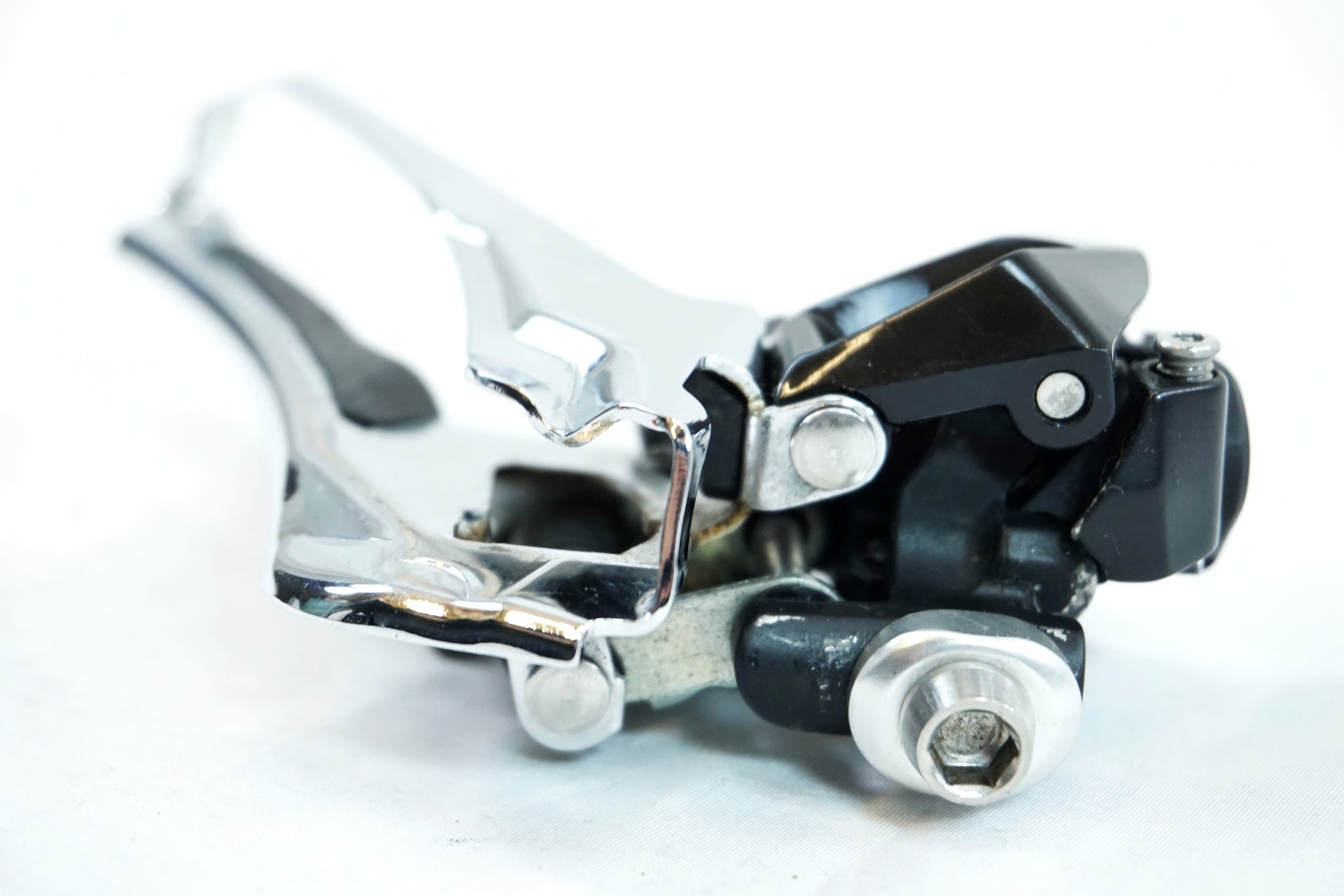 SHIMANO 「シマノ」 105 FD-R7000 フロントディレイラー / 有明ガーデン店