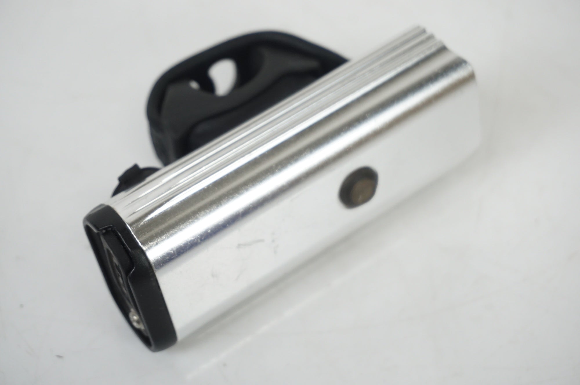 LEZYNE 「レザイン」 POWER DRIVE 1100i フロントライト / 大宮店