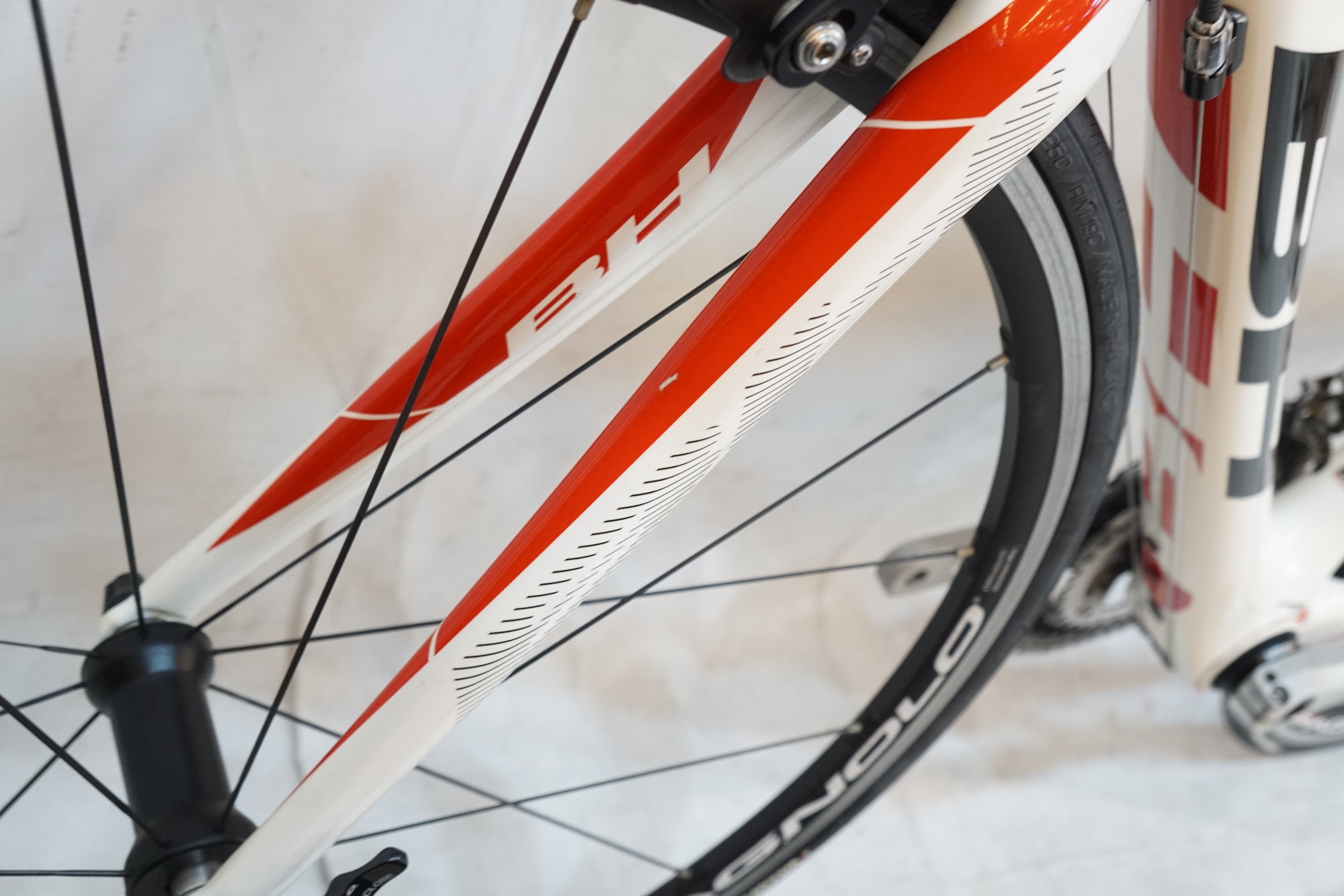 BH 「ビーエイチ」 PRISMA 2011年モデル ロードバイク / 名古屋大須店