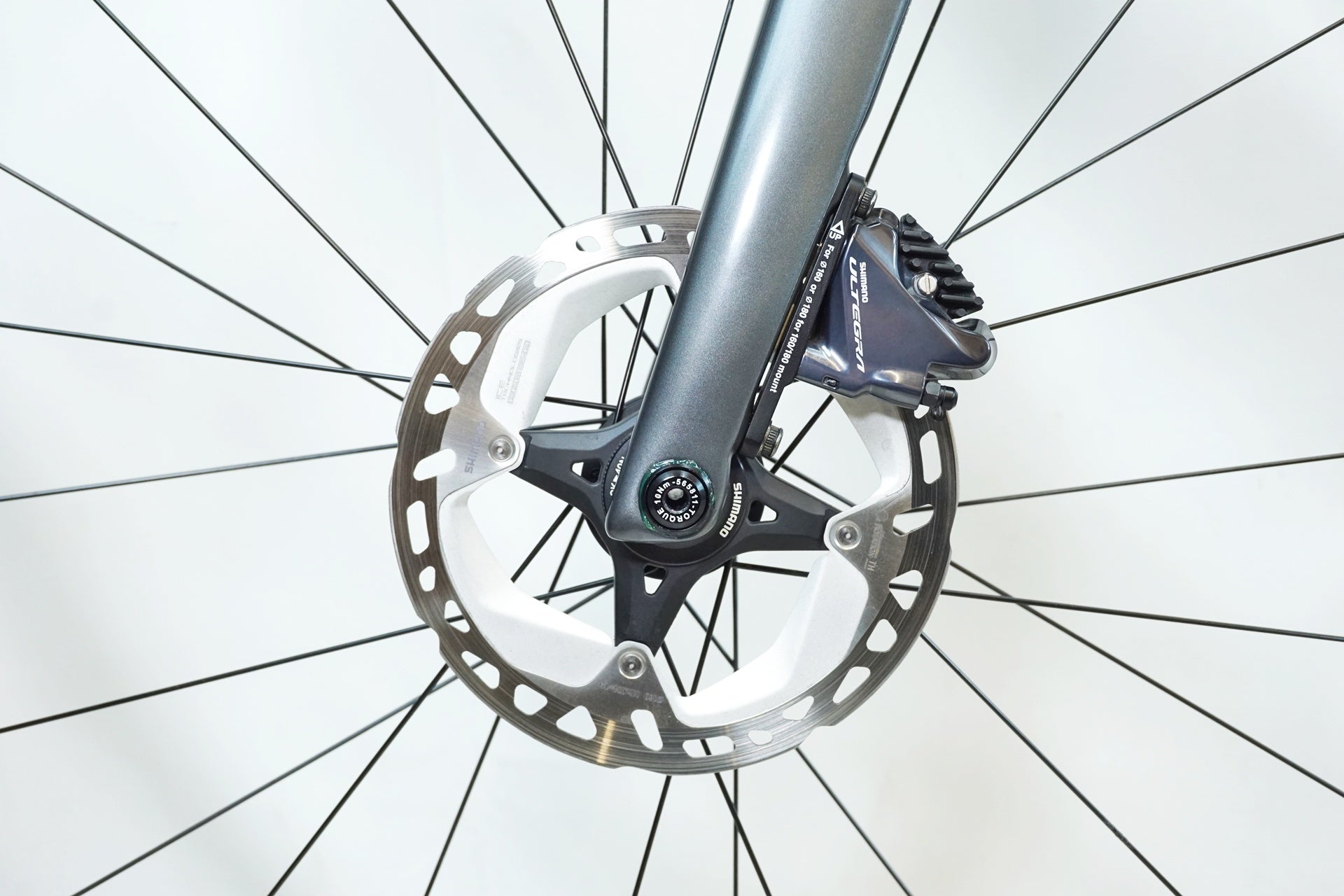 TREK 「トレック」 EMONDA SL6 DISC 2021-2022年モデル ロードバイク / 有明ガーデン店