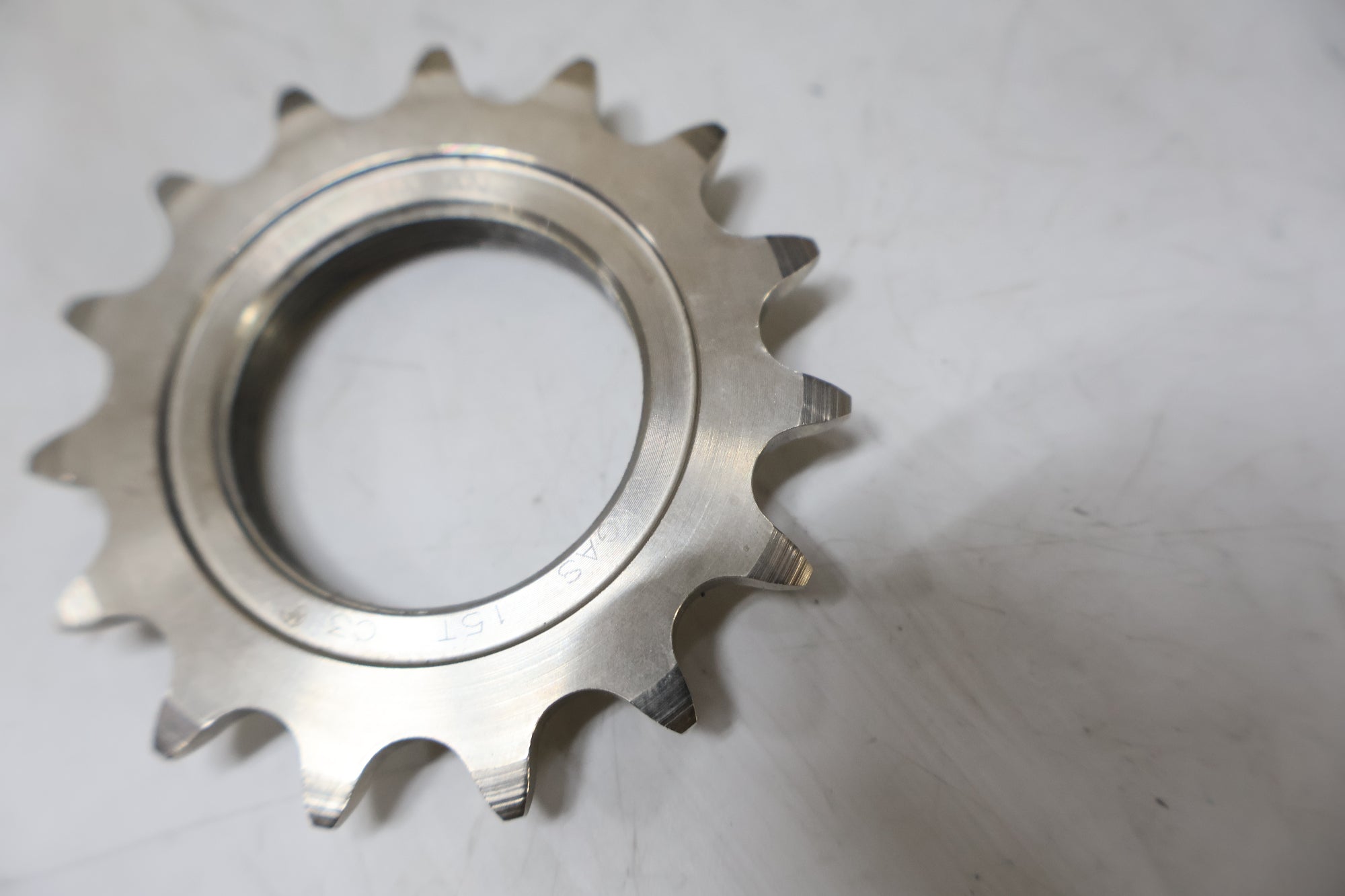 SUGINO 「スギノ」 GIGAS 15T NJS コグ / 高知店