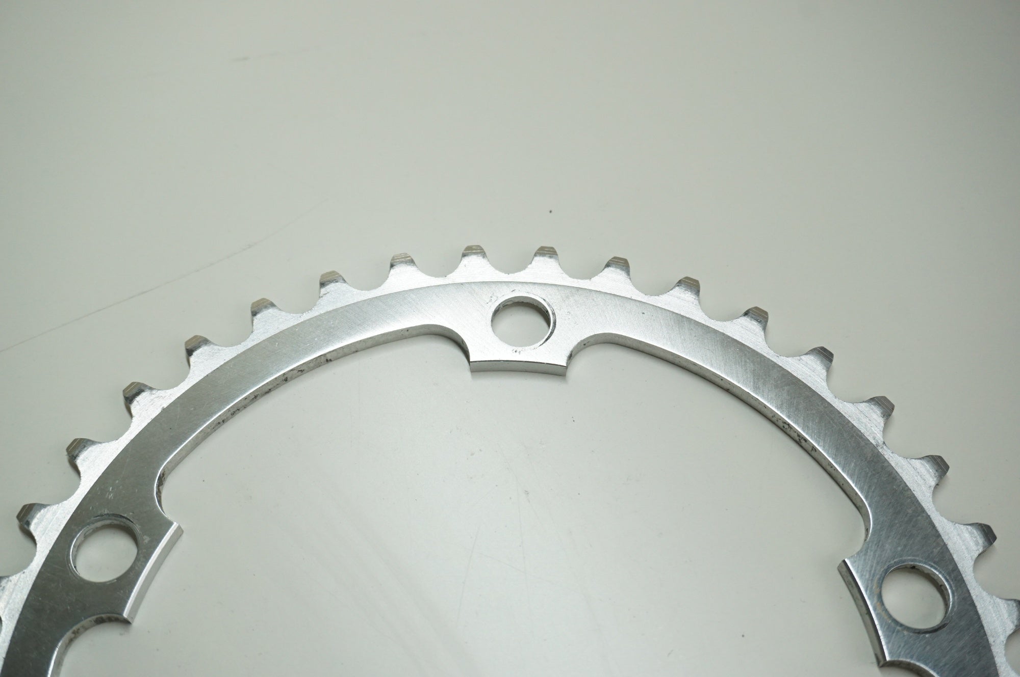 SUNTOUR 「サンツアー」 SUPERBE PRO 39T チェーンリング / 大宮店