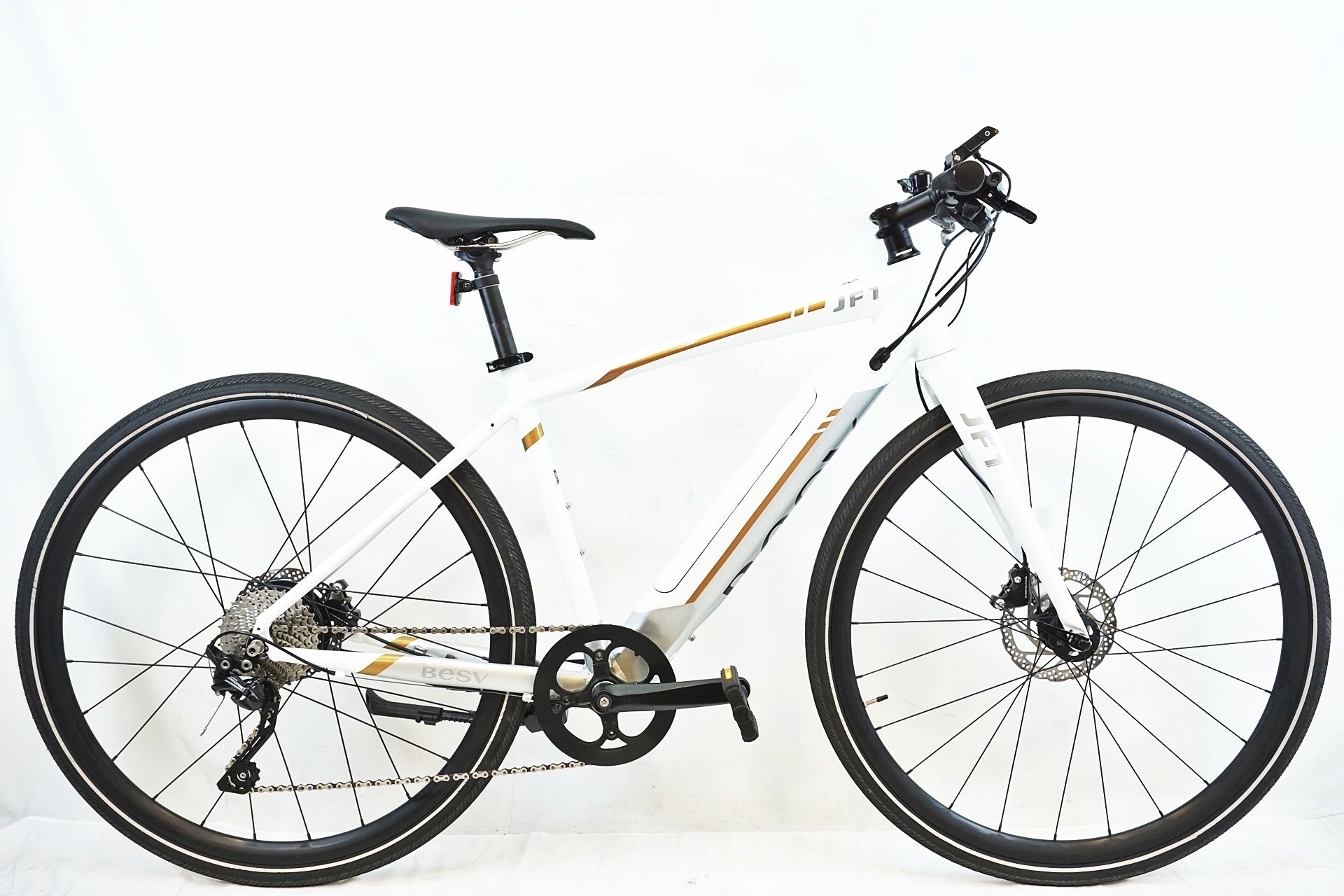 BESV 「ベスビー」 JF1 2022年モデル 電動アシスト自転車 / 有明