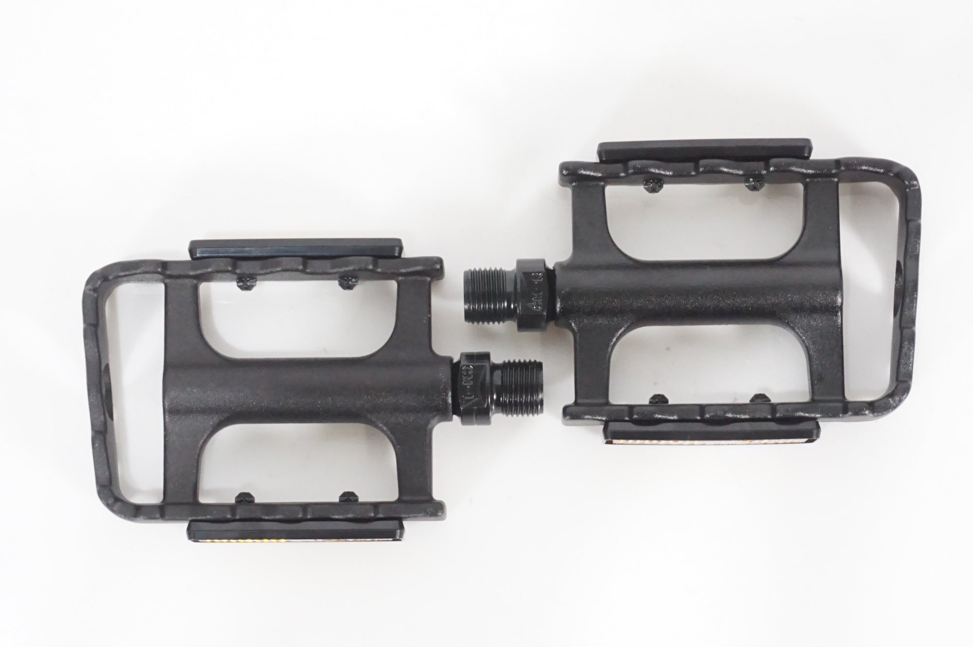 VP 「ブイピー」 VP-197 ペダル / AKIBA店