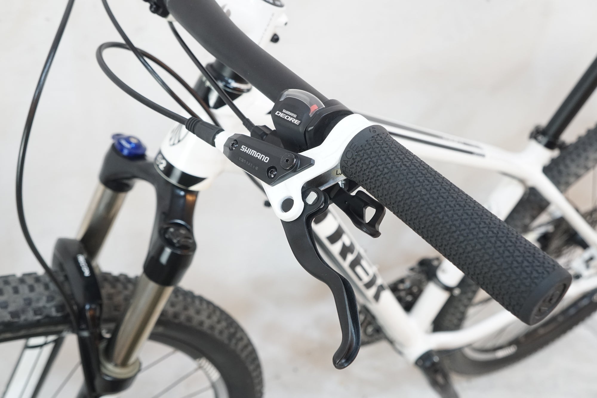 TREK 「トレック」 SUPERFLY 5 2014年モデル マウンテンバイク / バイチャリ浦和ベース