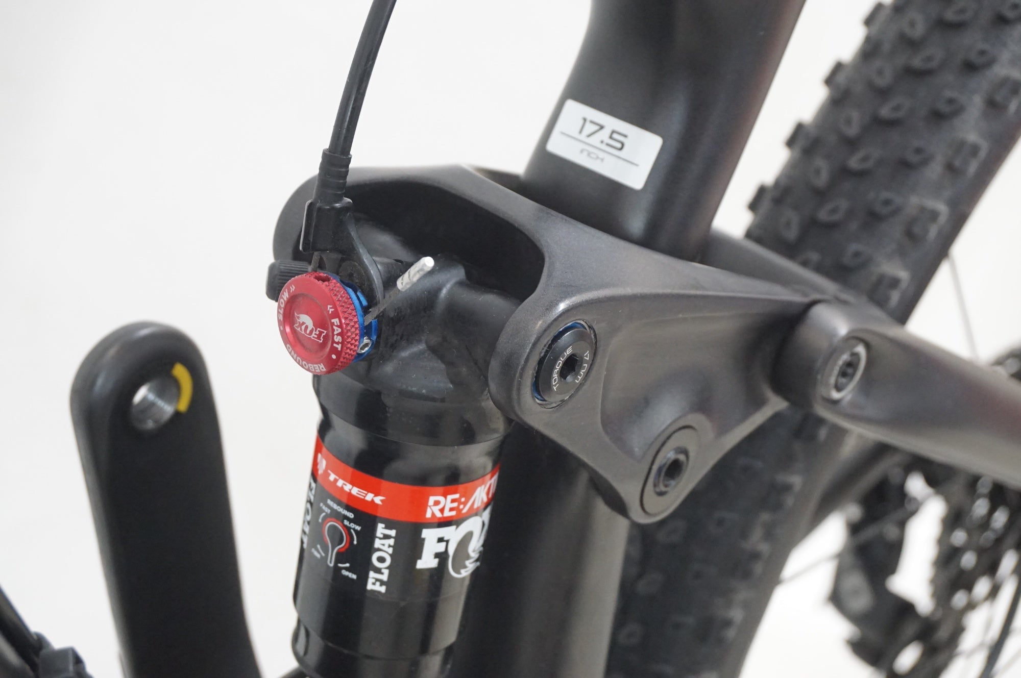 TREK 「トップフューエル」 TOP FUEL 9.8 SL 2017年モデル マウンテンバイク / 福岡店