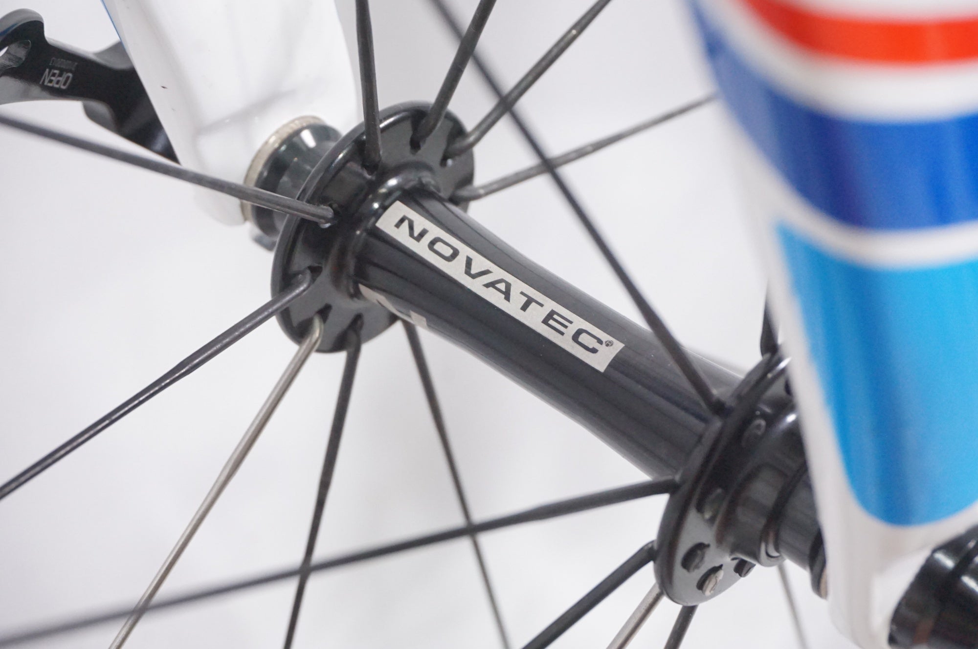 CARRERA 「カレラ」 ER-01 2020年モデル カスタム ロードバイク / AKIBA店