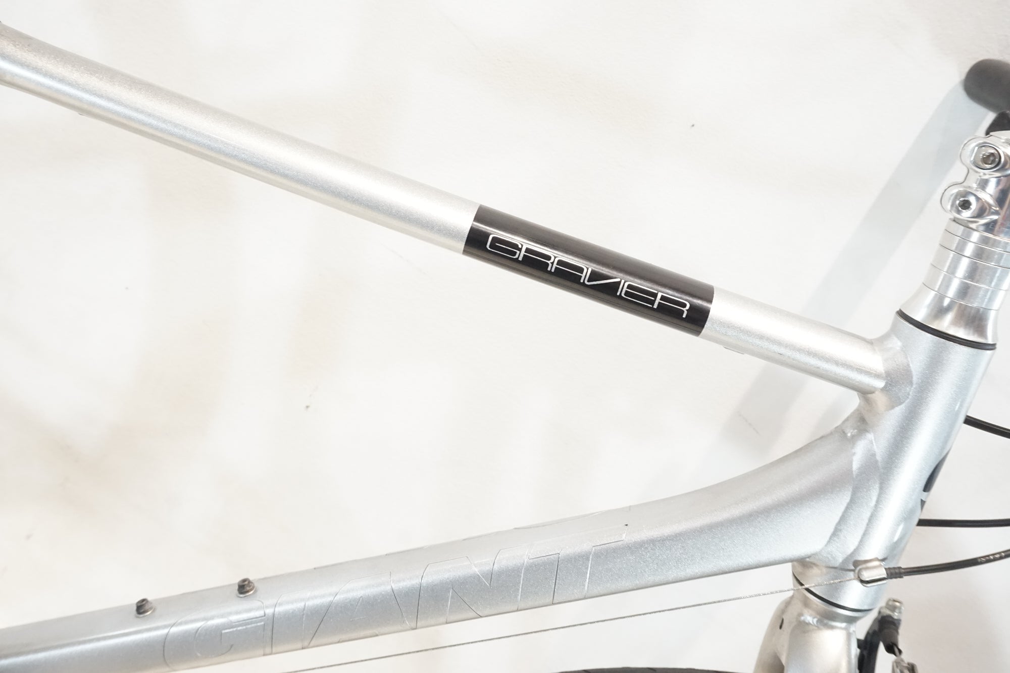 GIANT 「ジャイアント」 GRAVIER 2015年モデル クロスバイク / 横浜戸塚店