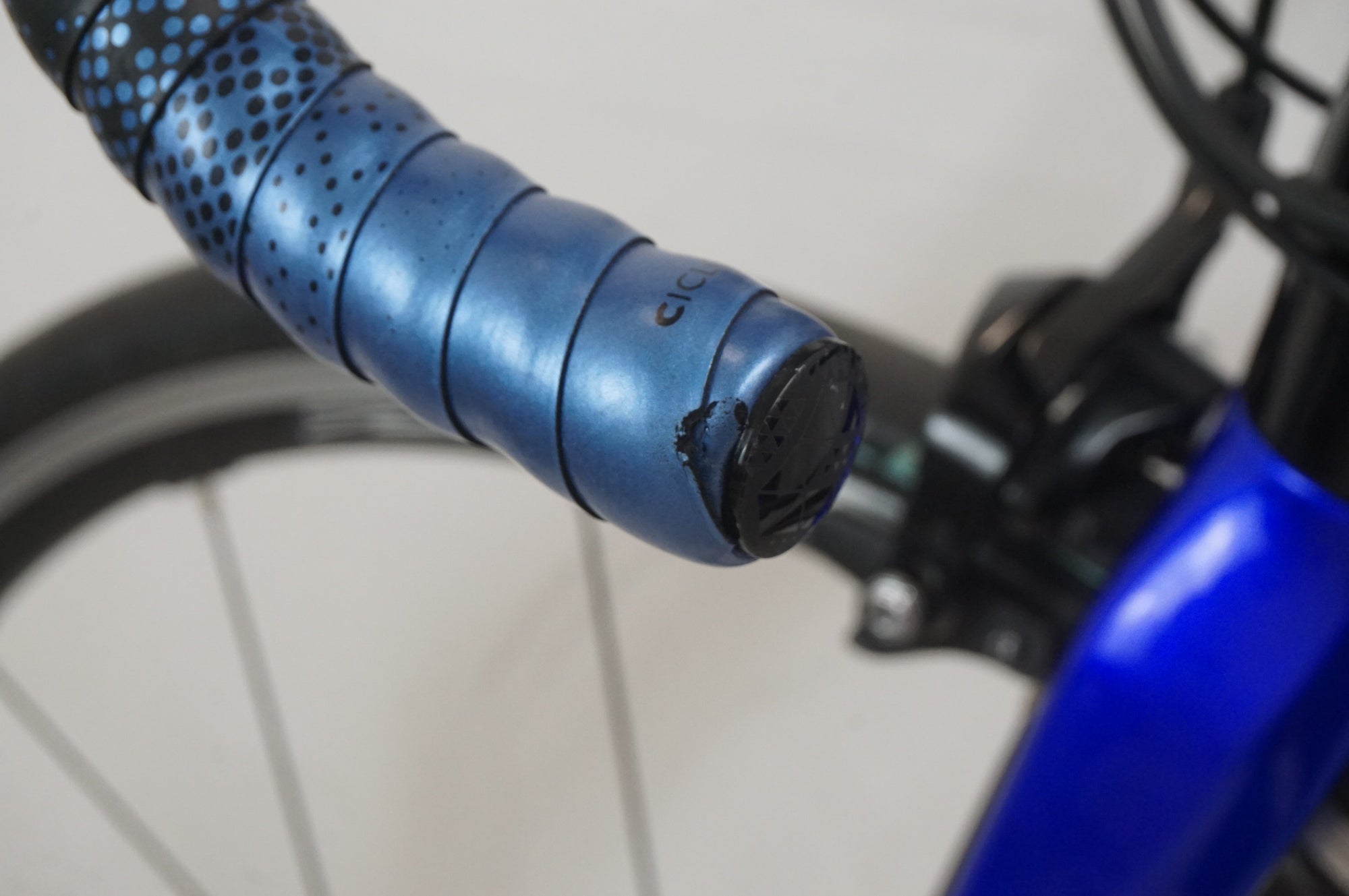 GUSTO 「グスト」 DURO SPORT EVO 2022年モデル ロードバイク / 福岡店