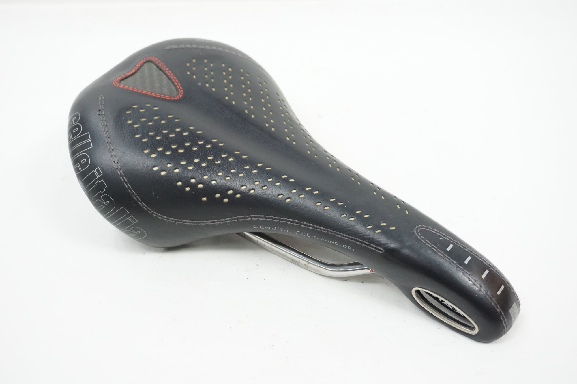 SELLE ITALIA 「セライタリア」 MAX サドル / 川越店 ｜ バイチャリ