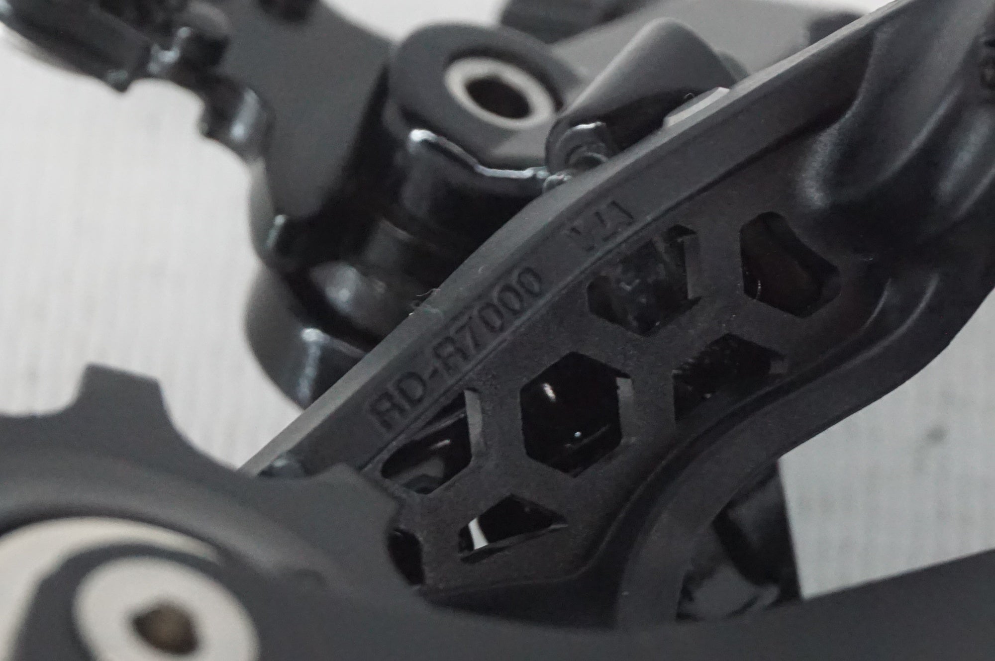 SHIMANO 「シマノ」 105 RD-R7000 リアディレイラー / 阪急塚口店