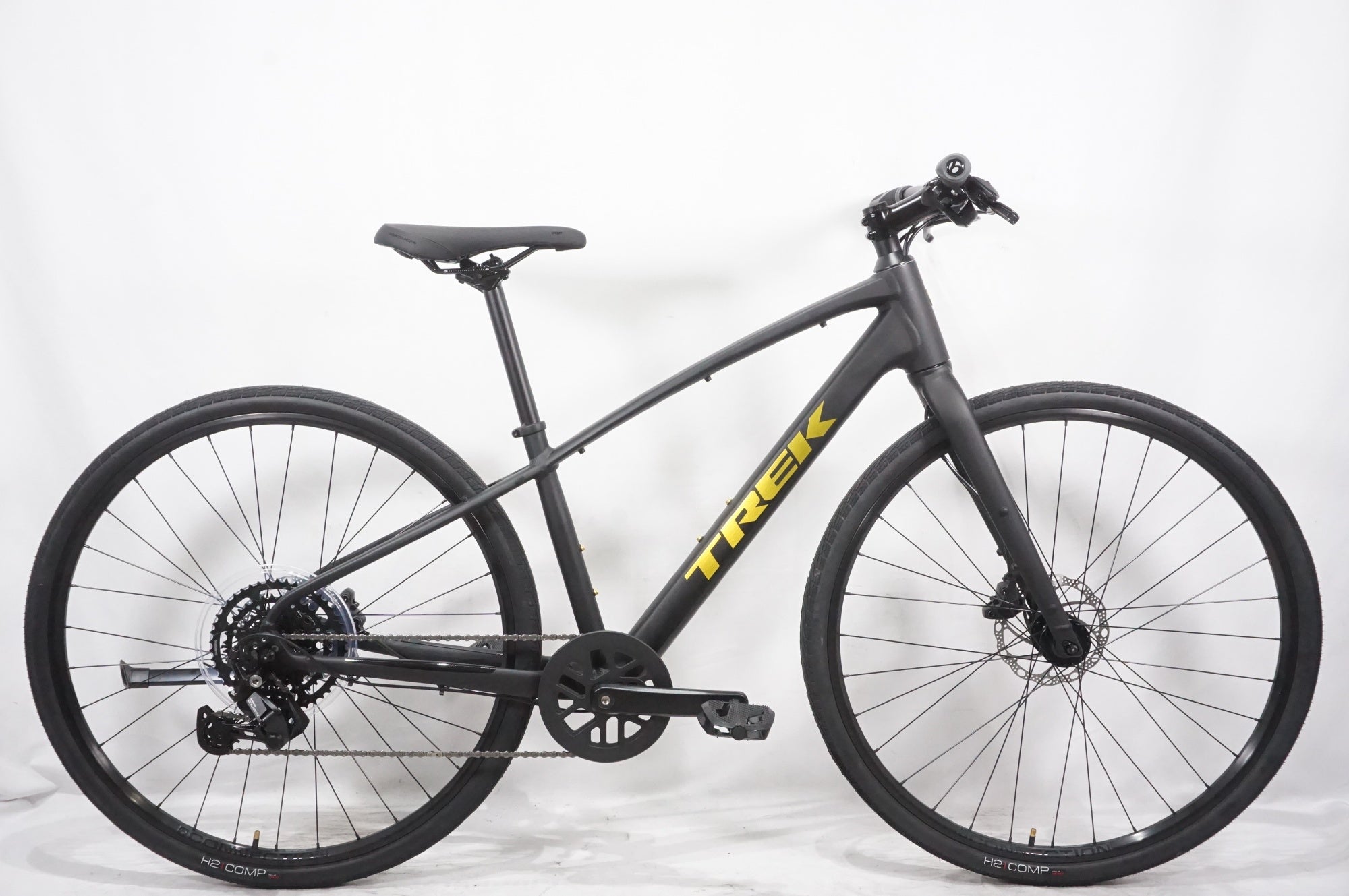 TREK 「トレック」 FX2 DISC 2025年モデル クロスバイク / AKIBA