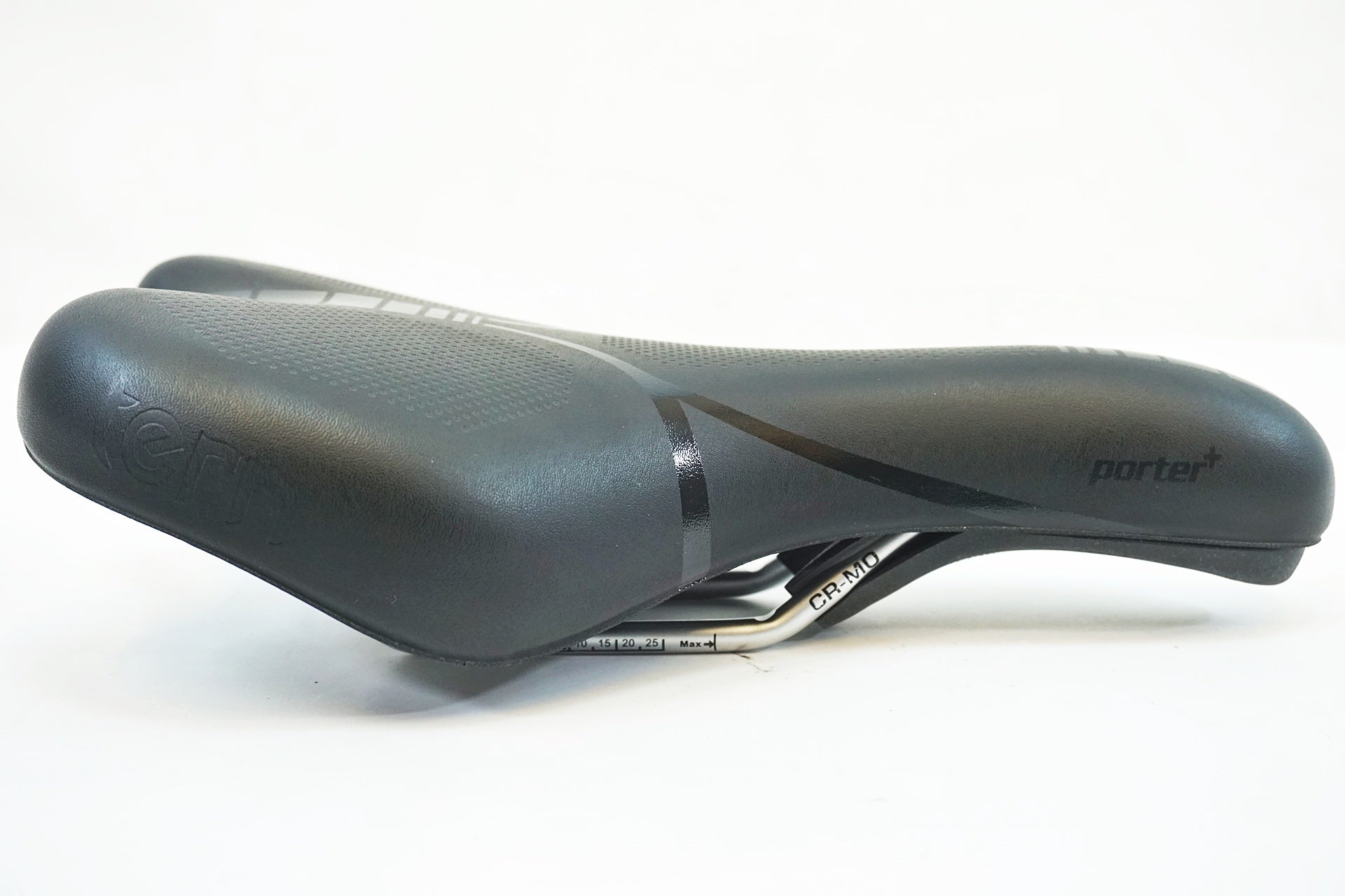 TERN 「ターン」 PORTER+ サドル / 有明ガーデン店