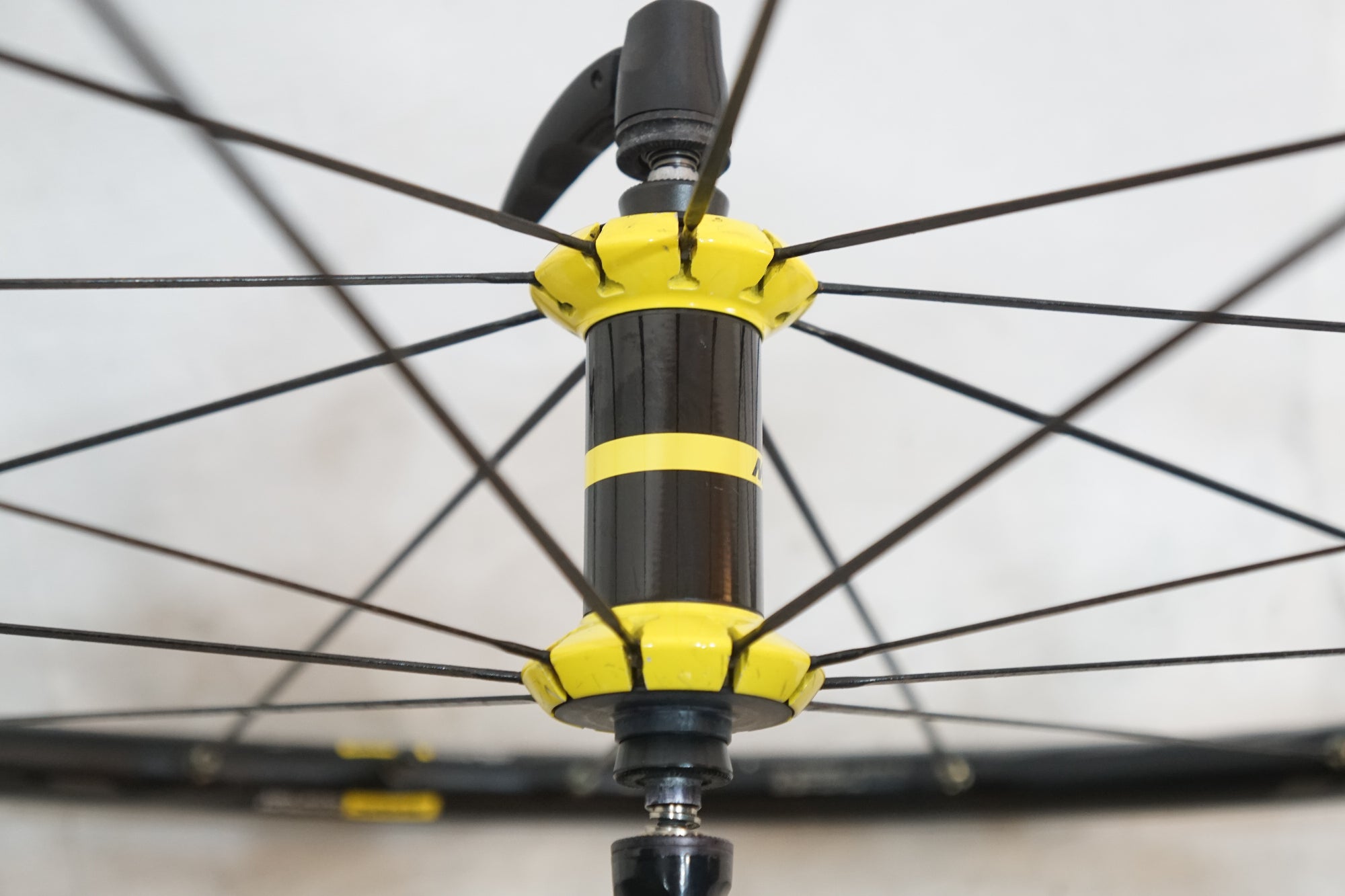 MAVIC 「マビック」 KSYRIUM ELITE UST シマノ11速 ホイールセット / バイチャリ浦和ベース