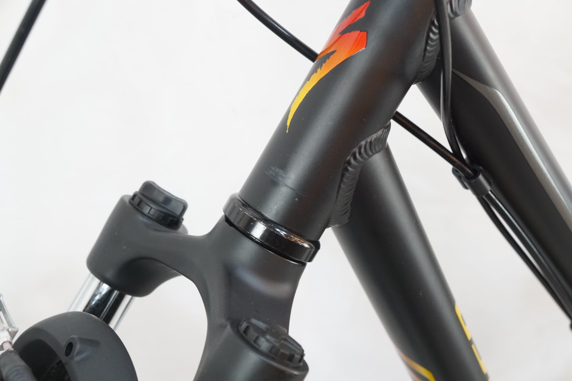 SPECIALIZED 「スペシャライズド」 HOTROCK24 2019年モデル 24インチ キッズバイク / バイチャリ浦和ベース