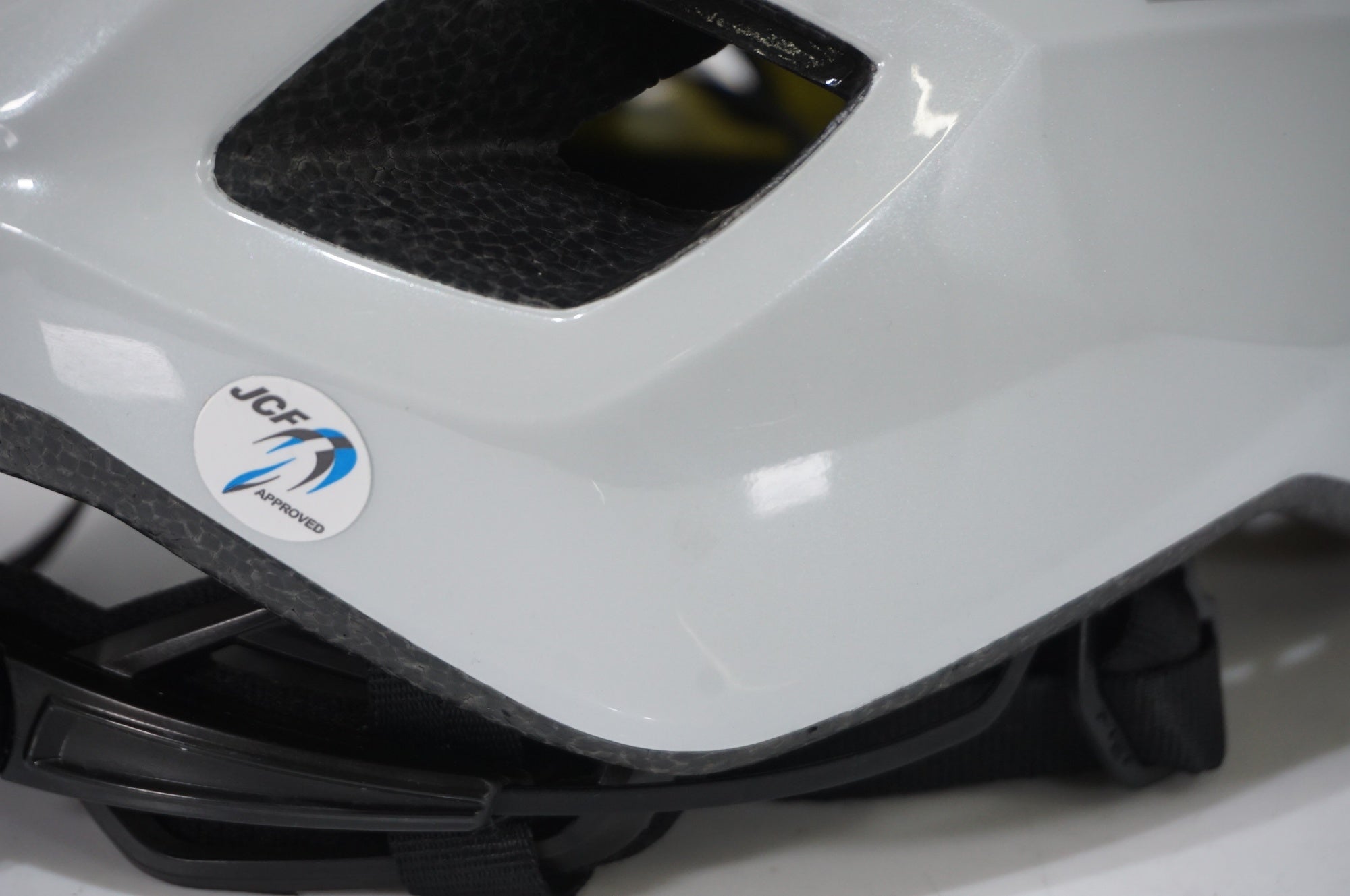 MET 「メット」 M122 VINCI MIPS Lサイズ ヘルメット / AKIBA店