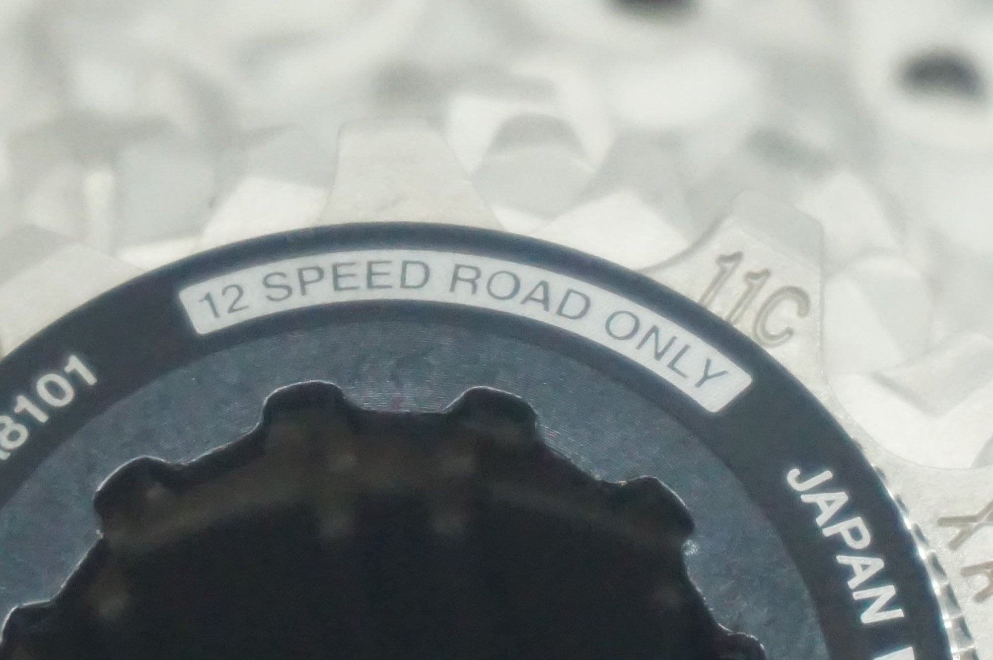 SHIMANO 「シマノ」 ULTEGRA CS-R8101 11-30T スプロケット / 福岡店