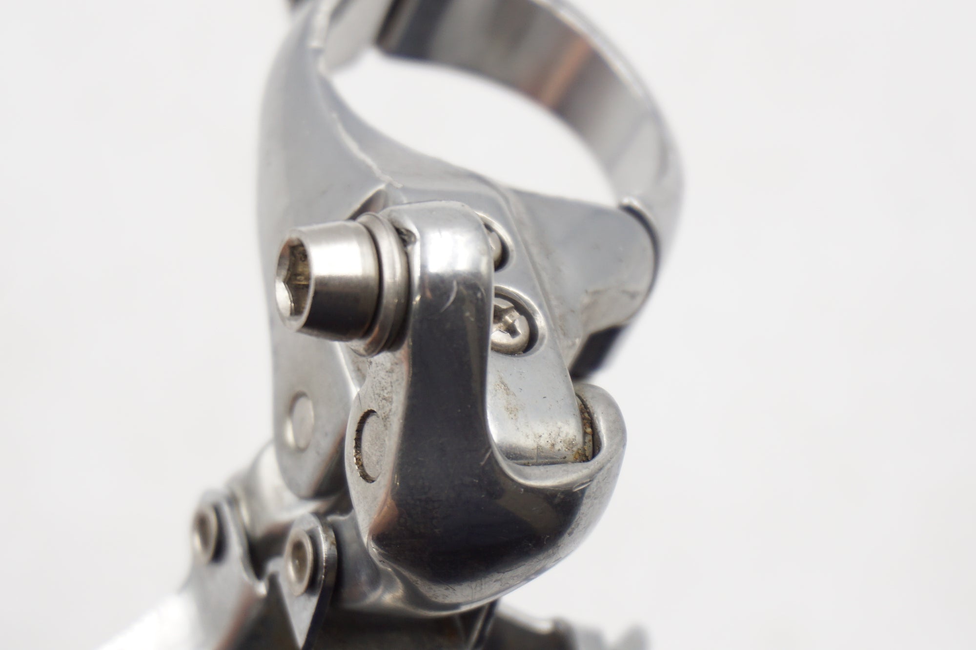 SHIMANO 「シマノ」 105 FD-5600 フロントディレイラー / 奈良店
