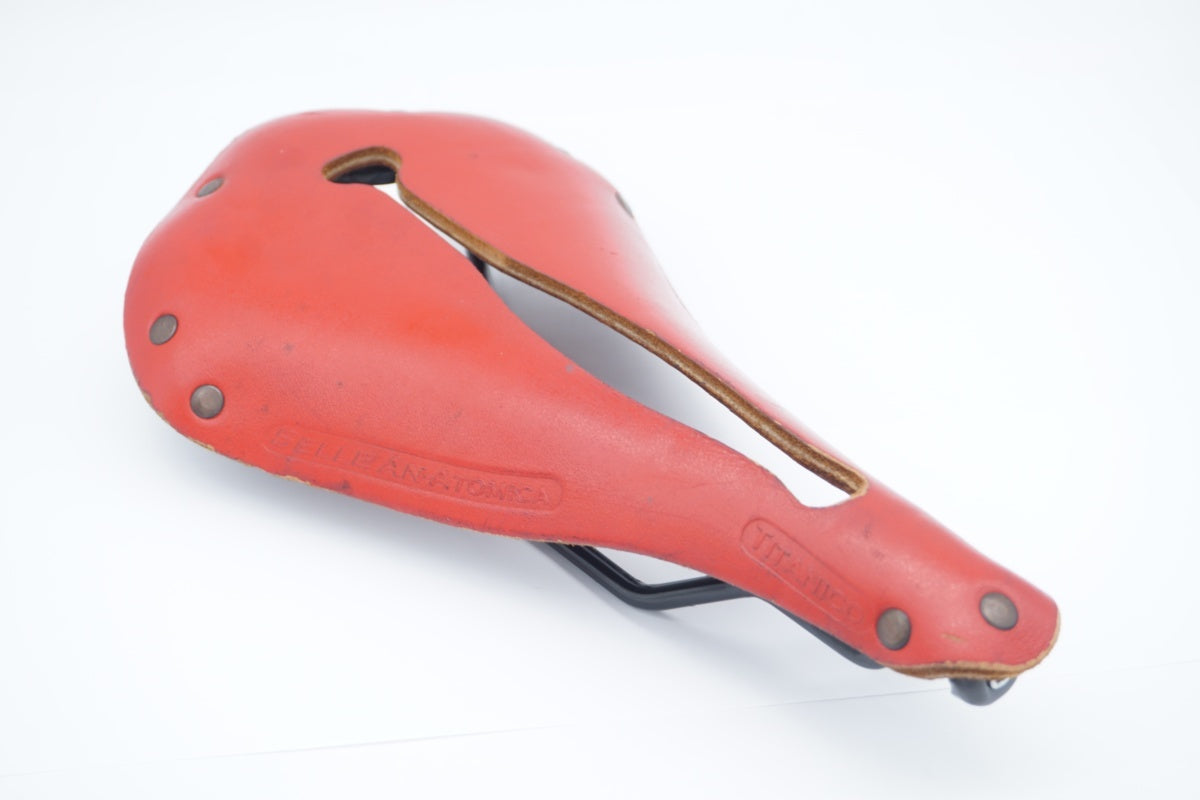 SELLE ANATOMICA 「セラ アナトミカ」 TITANICO サドル / 滋賀大津店