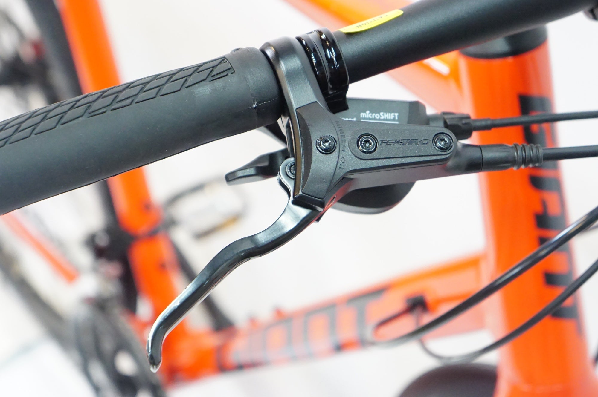 GIANT 「ジャイアント」 ESCAPE RX 2 DISC LTD 2023年モデル クロスバイク / 熊谷本店