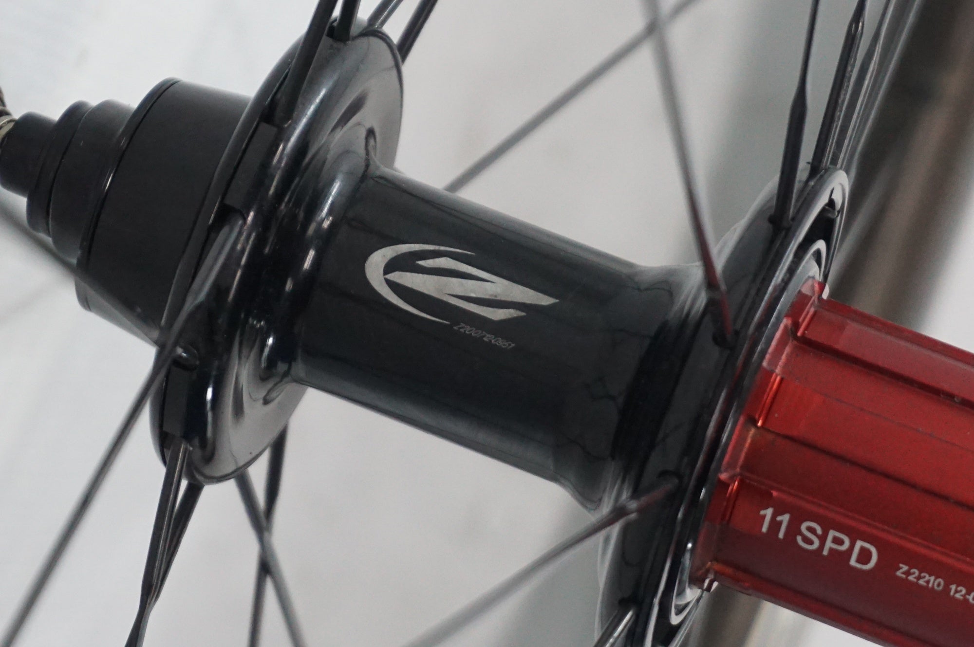 ZIPP 「ジップ」 303 FIRECREST シマノ11速 カーボンホイールセット / 阪急塚口店
