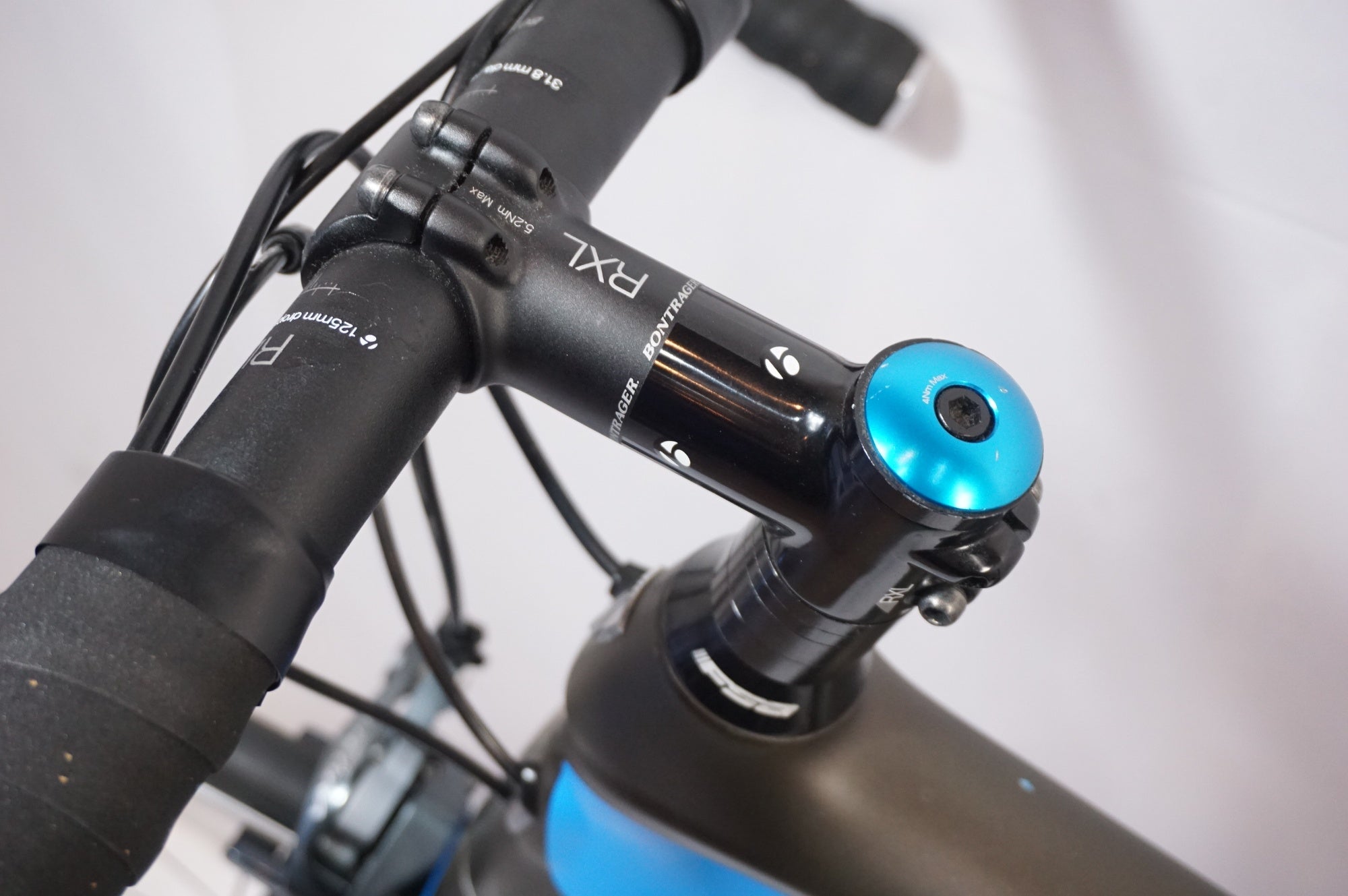 TREK 「トレック」 DOMANE 5.2 2016年モデル ロードバイク / 世田谷店