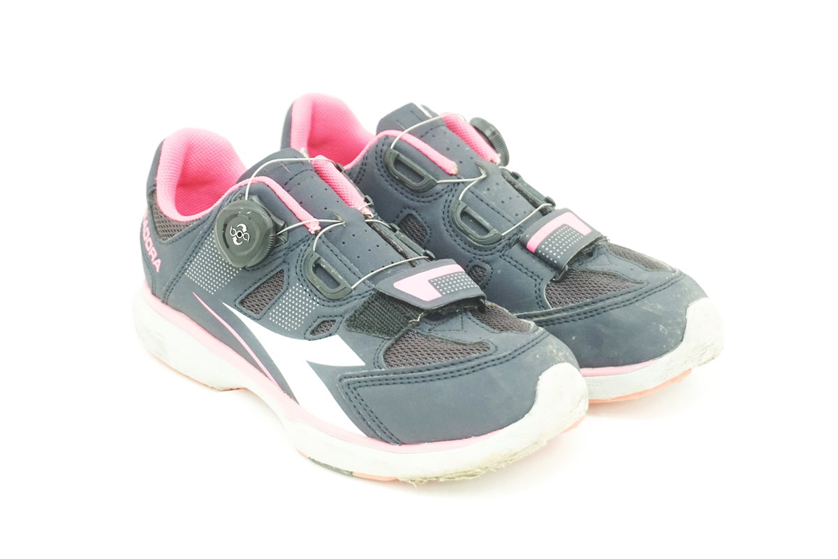 DIADORA - お得な4点セット！美品！DIADORA★ディアドラ★テニス 送料無料 DIADORA 「ディアドラ」 22cm シューズ / 大阪美原北インター店