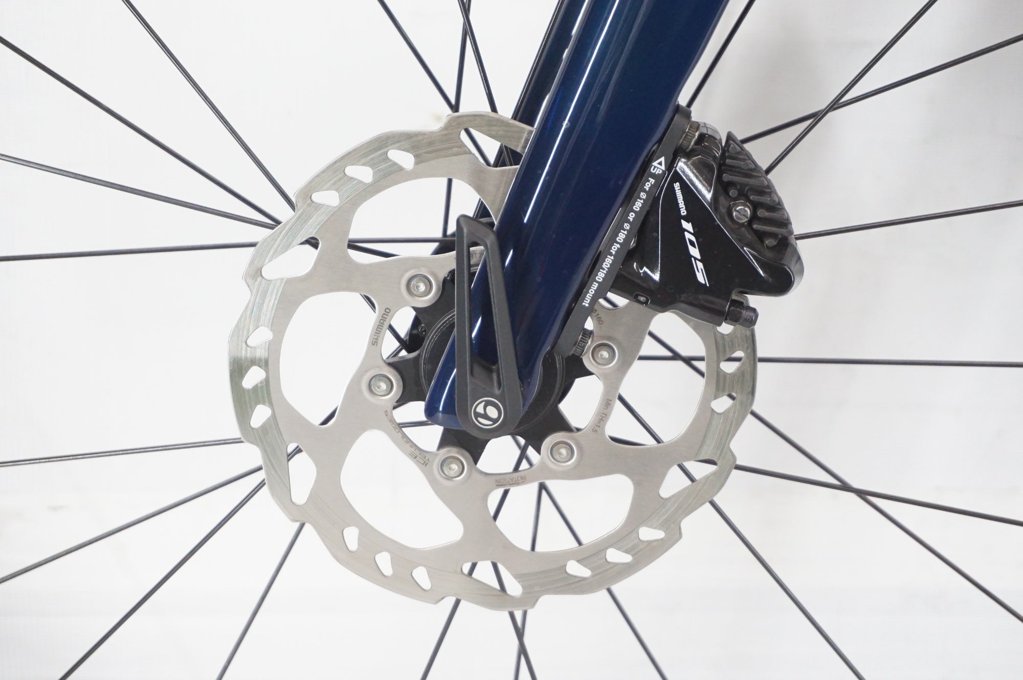 TREK 「トレック」 EMONDA SL5 DISC 2022年モデル ロードバイク / 阪急塚口店