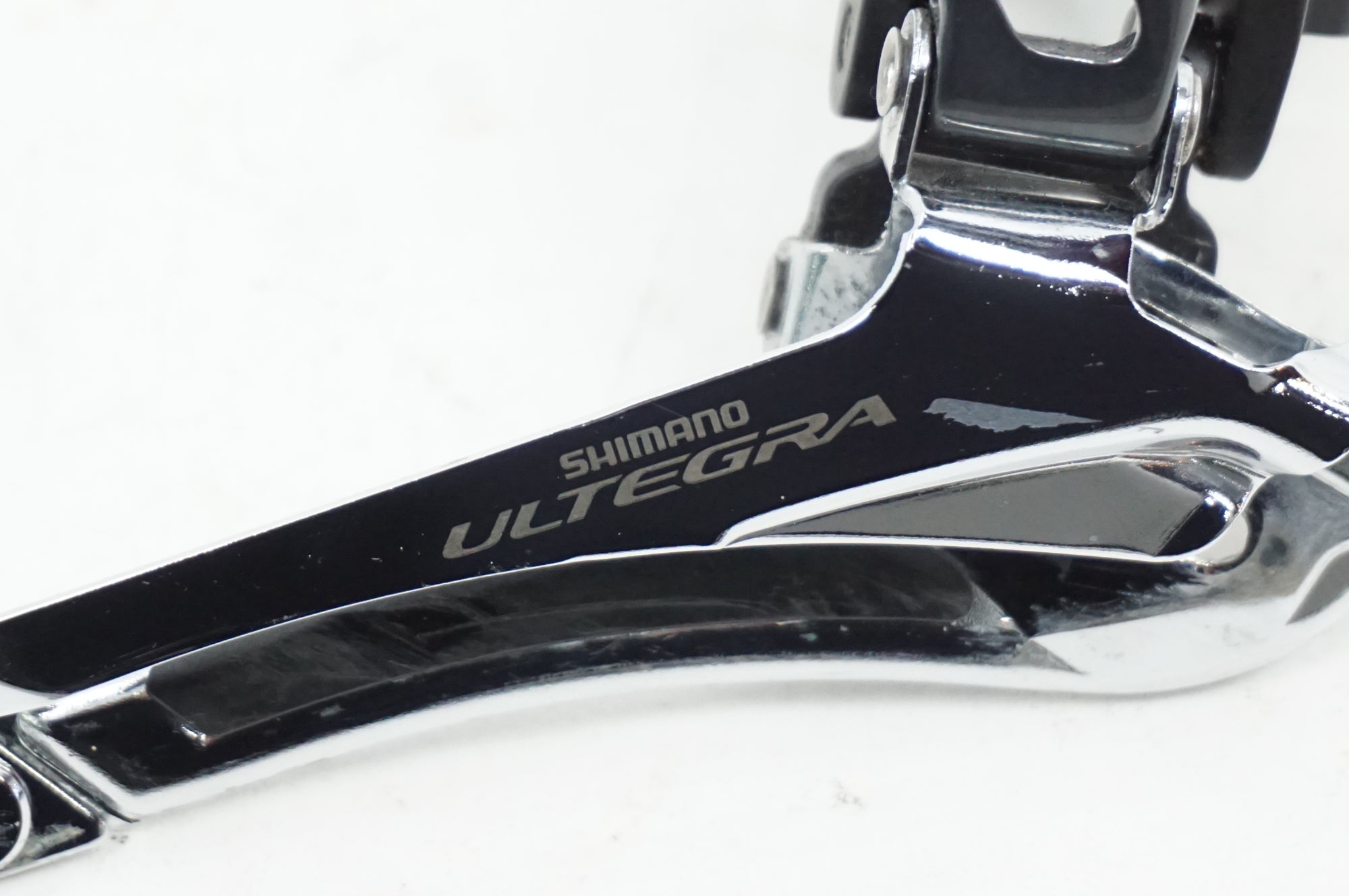 SHIMANO 「シマノ」 ULTEGRA FD-6800 フロントディレイラー φ31.8 / 川越店