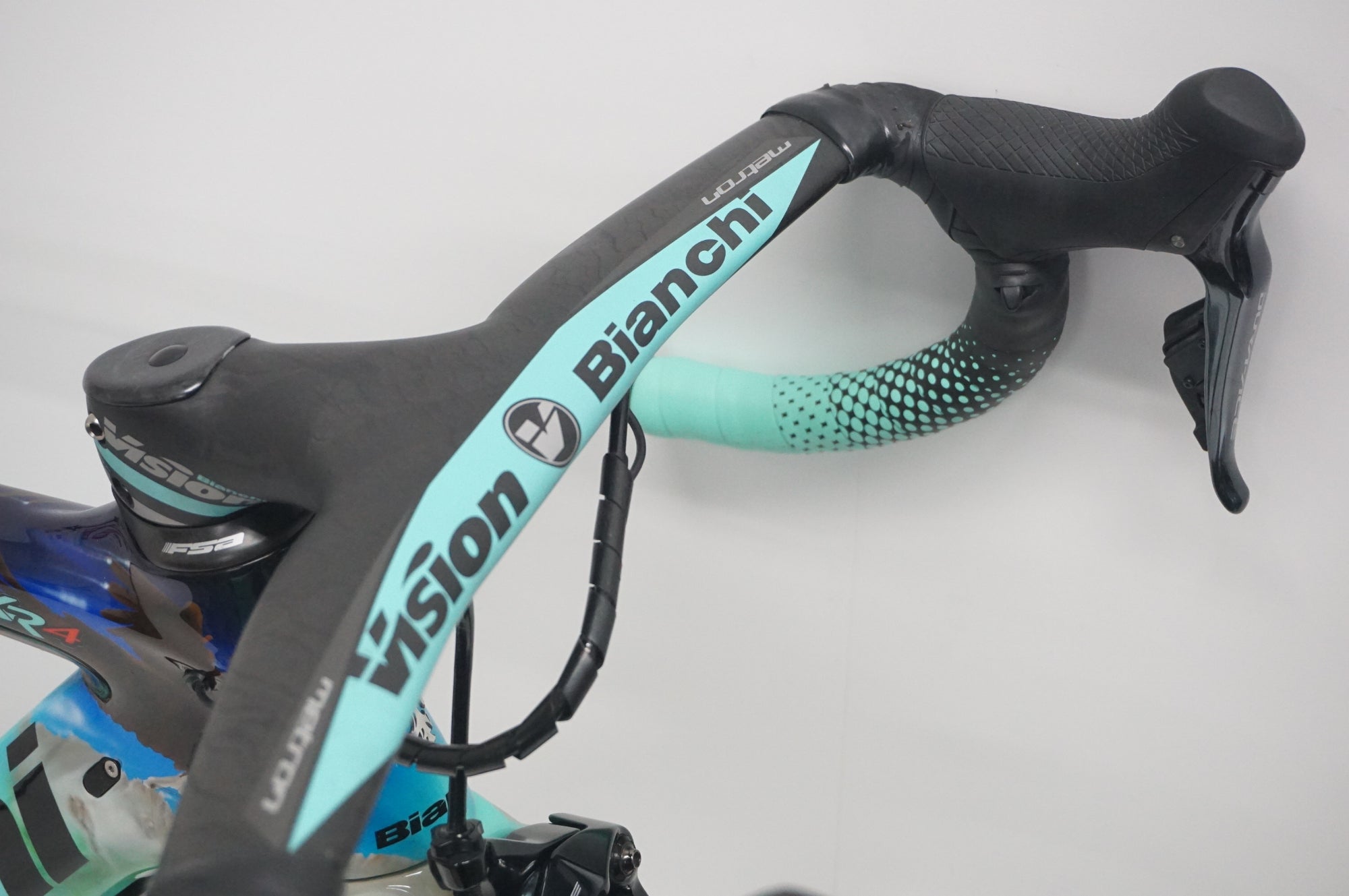 BIANCHI 「ビアンキ」 OLTRE XR4 FLYING EAGLE 2019年モデル ロードバイク / 福岡店
