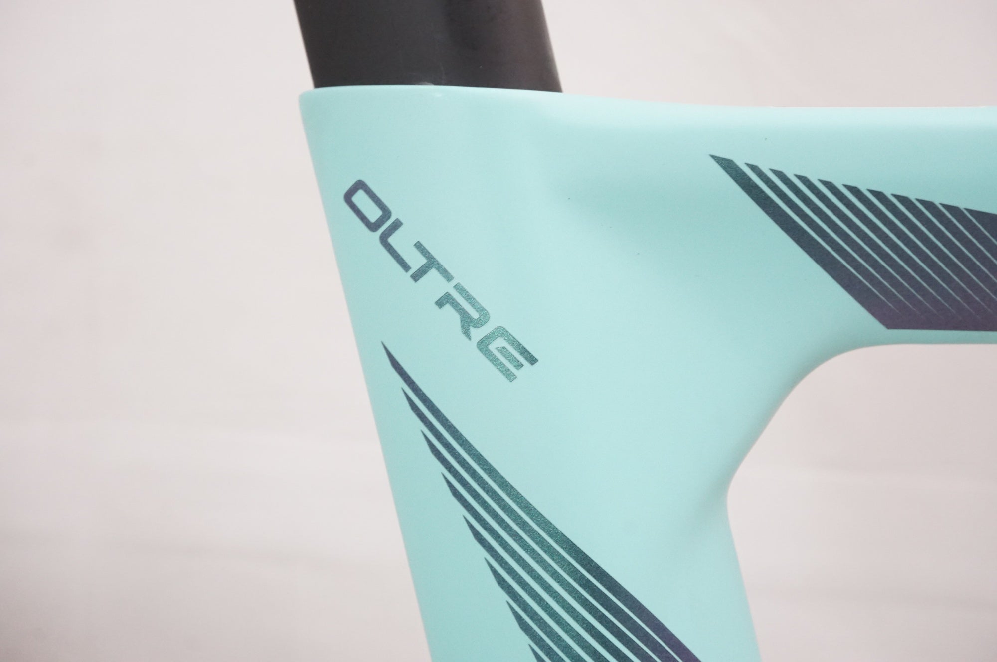 BIANCHI 「ビアンキ」 OLTRE RACE 2024年モデル ロードバイク / 福岡店