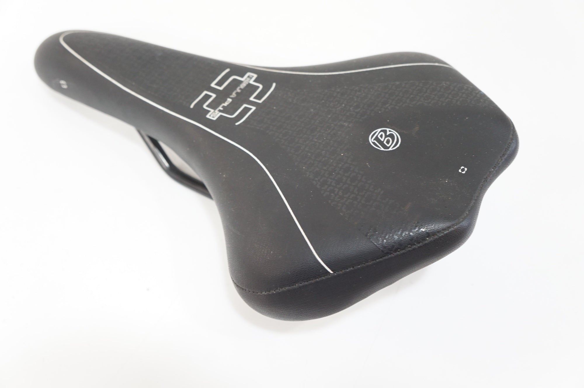 BONTRAGER 「ボントレガー」 NEBULA INFORM PLUS サドル / 大宮店