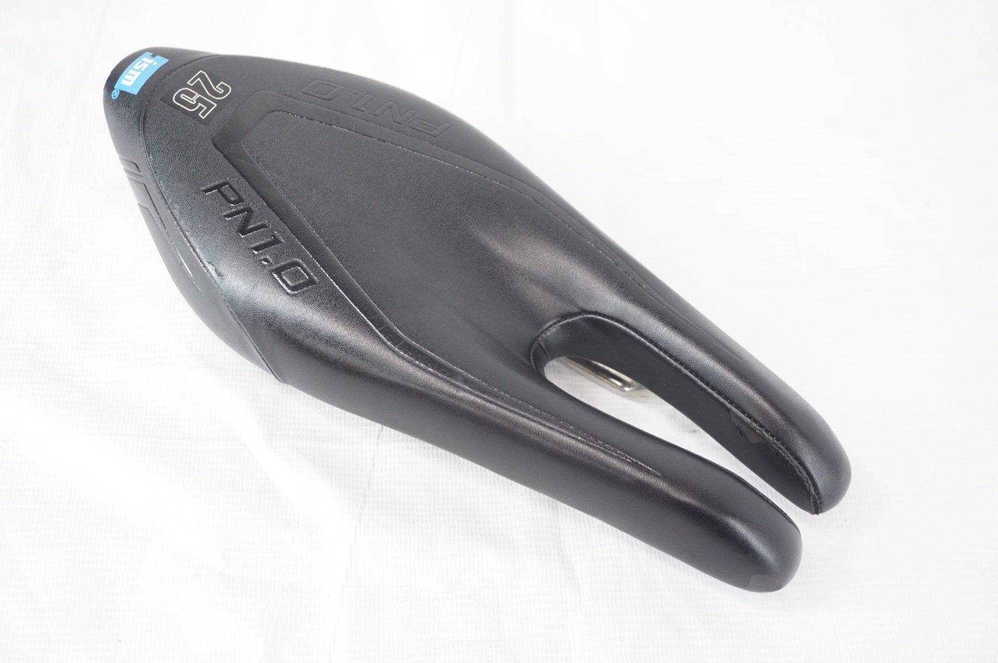 新品未使用ISM PN 1.1 サドル 40シリーズ PN1.1 | TRISPORTS