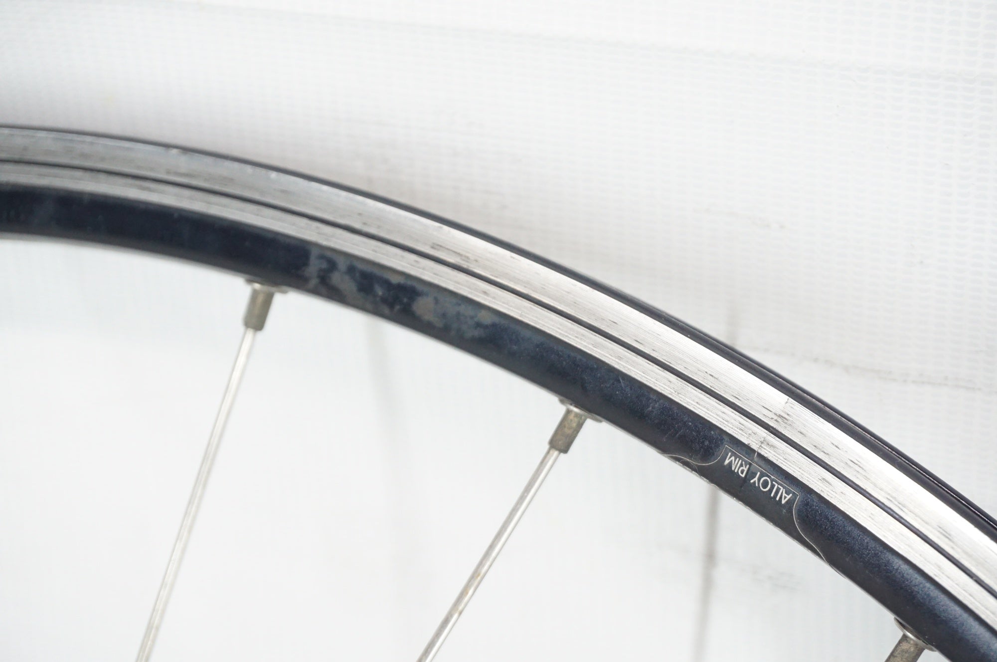 TNI 「ティーエヌアイ」 ハブ/AMBROSIO リム カンパフリー ホイールセット / 阪急塚口店