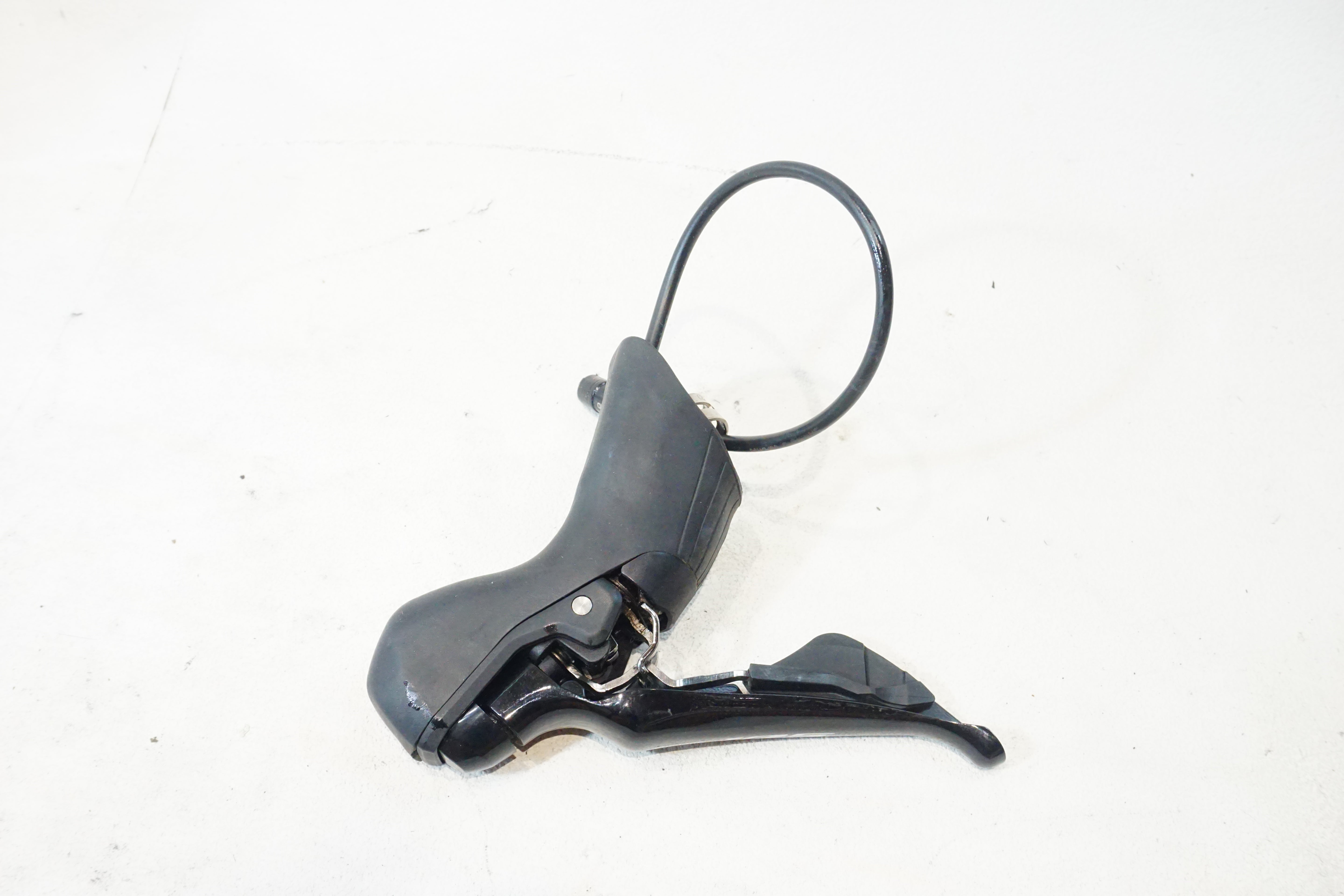 SHIMANO 「シマノ」 105 ST-R7020 デュアルコントロールレバー / 横浜戸塚店