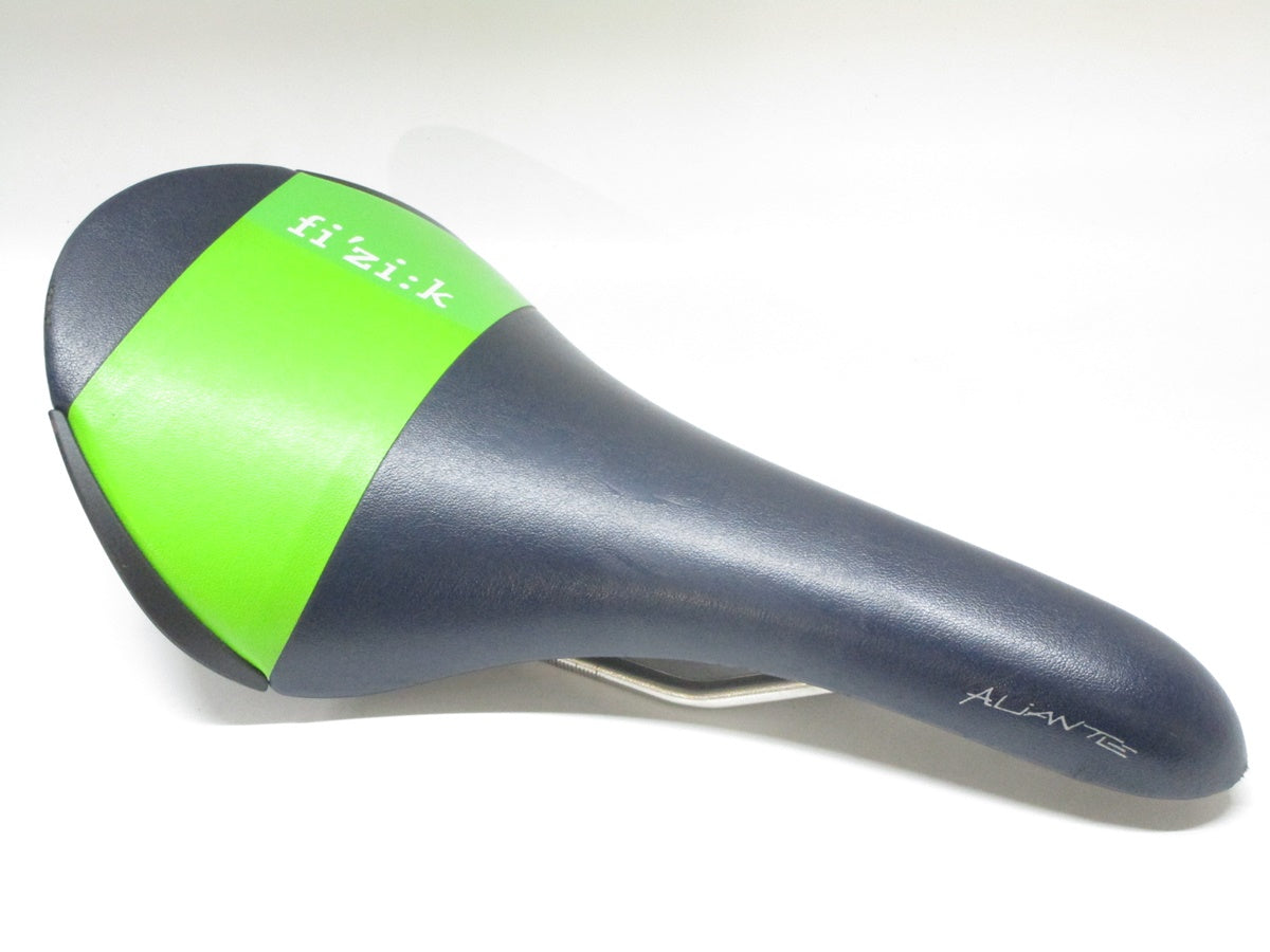 FIZIK 「フィジーク」 ALIANTE R3 KIUMレール サドル / 高知店