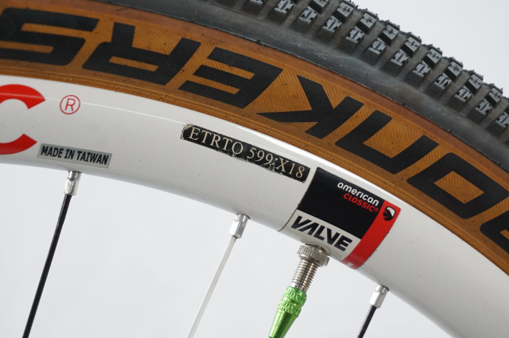 AMERICAN CLASSIC 「アメリカンクラシック」MTB 26 TUBELESS ホイールセット / 川越店