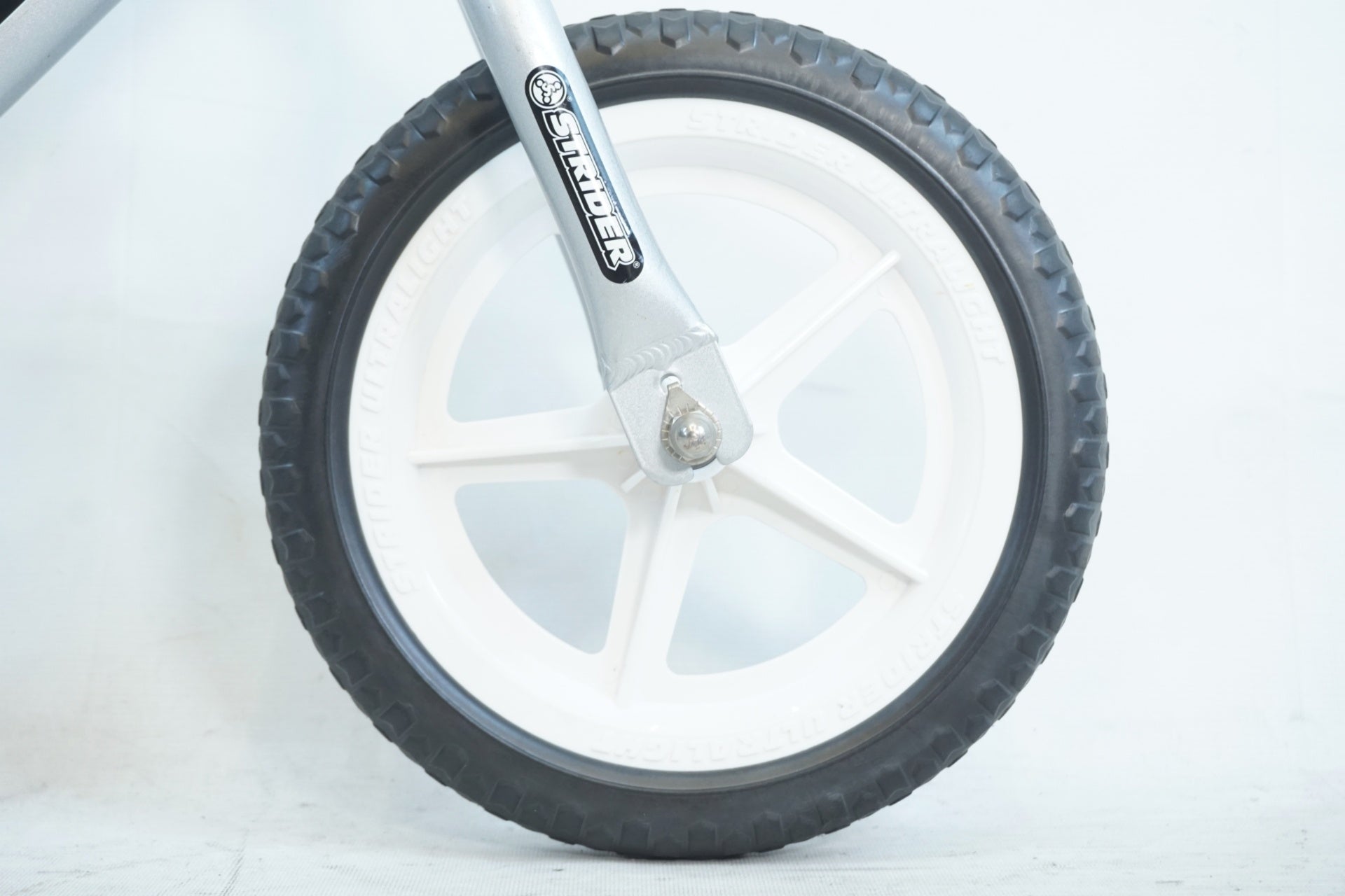 STRIDER 「ストライダー」 SPORT 12 2015年モデル キッズバイク / 有明ガーデン店